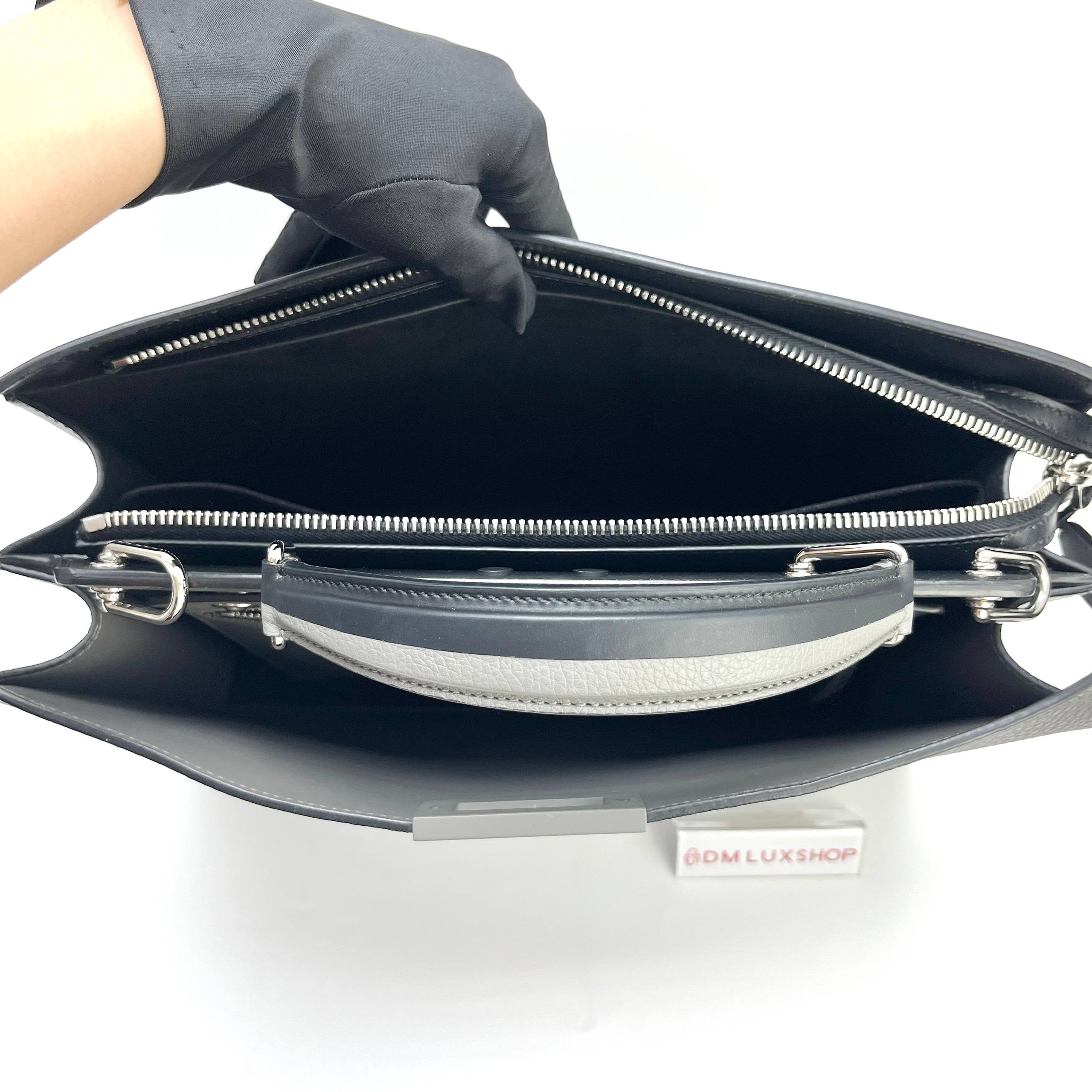 Fendi Peekaboo ISeeU Medium Grey/Black