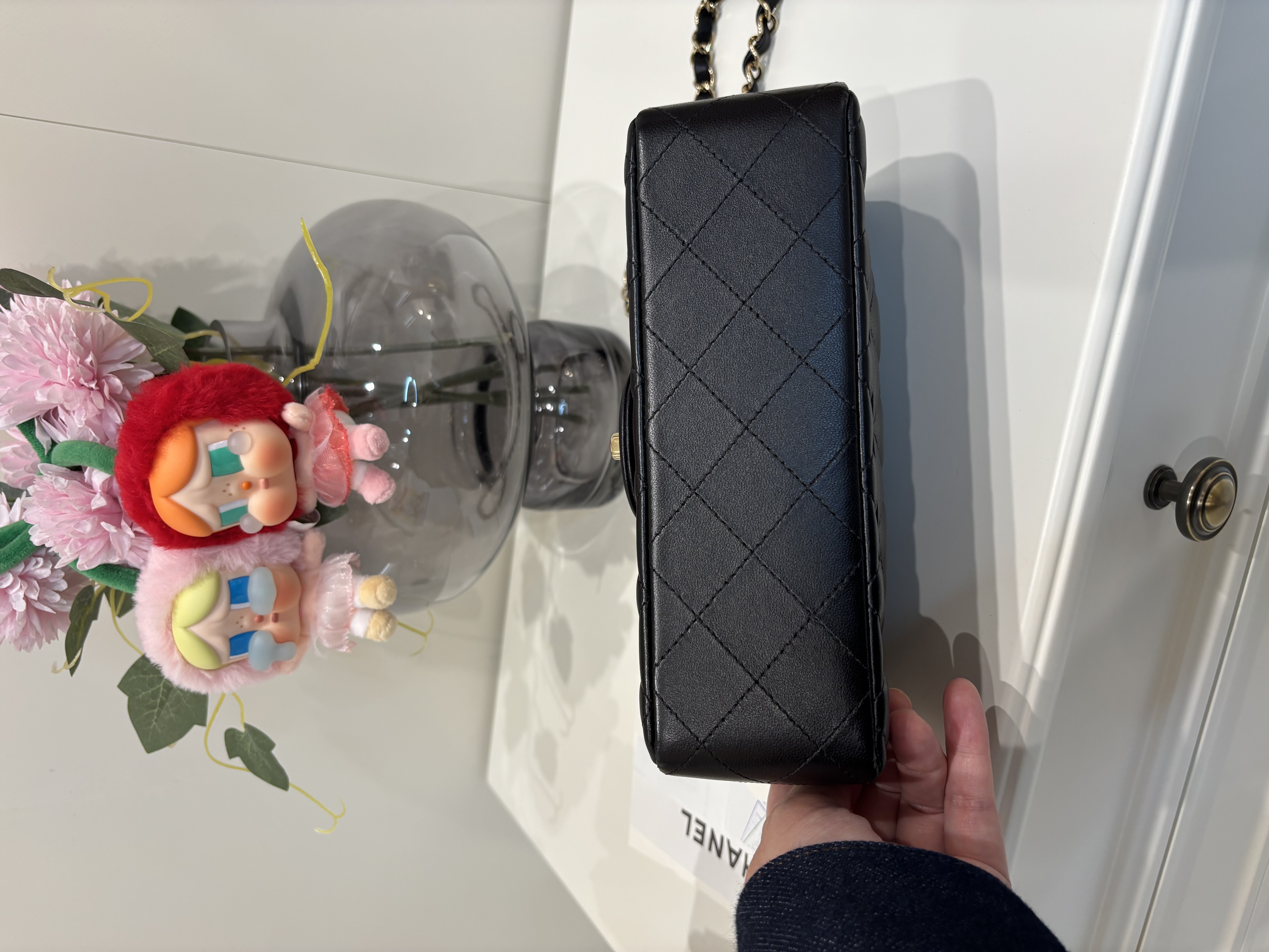 Chanel mini flap bag A69900 20cm classic flap 100%Authentic, 98%New ✅專門店收據✅晶片✅塵袋✅盒 