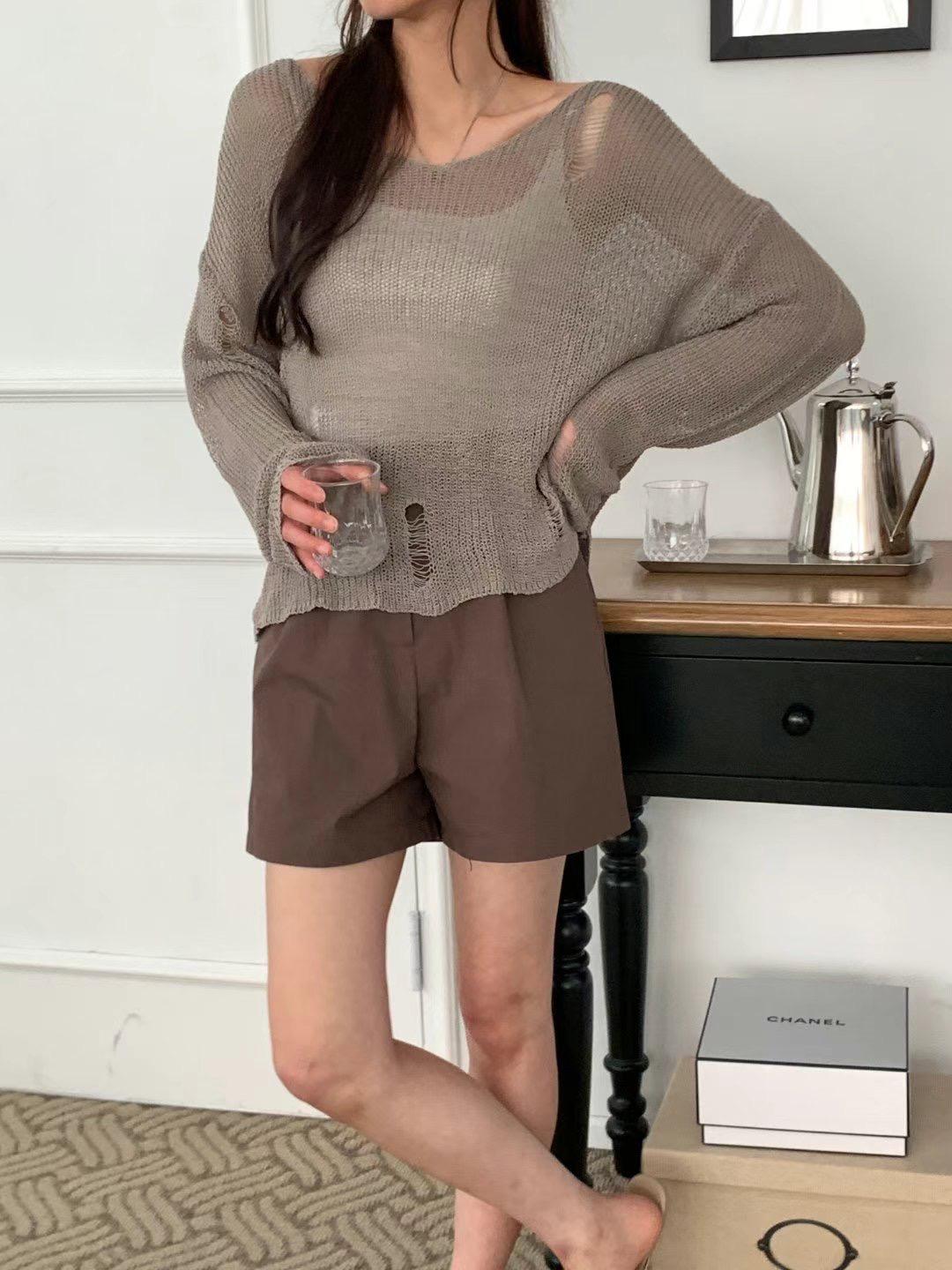 ♥︎Ripped Pullover *Special price*