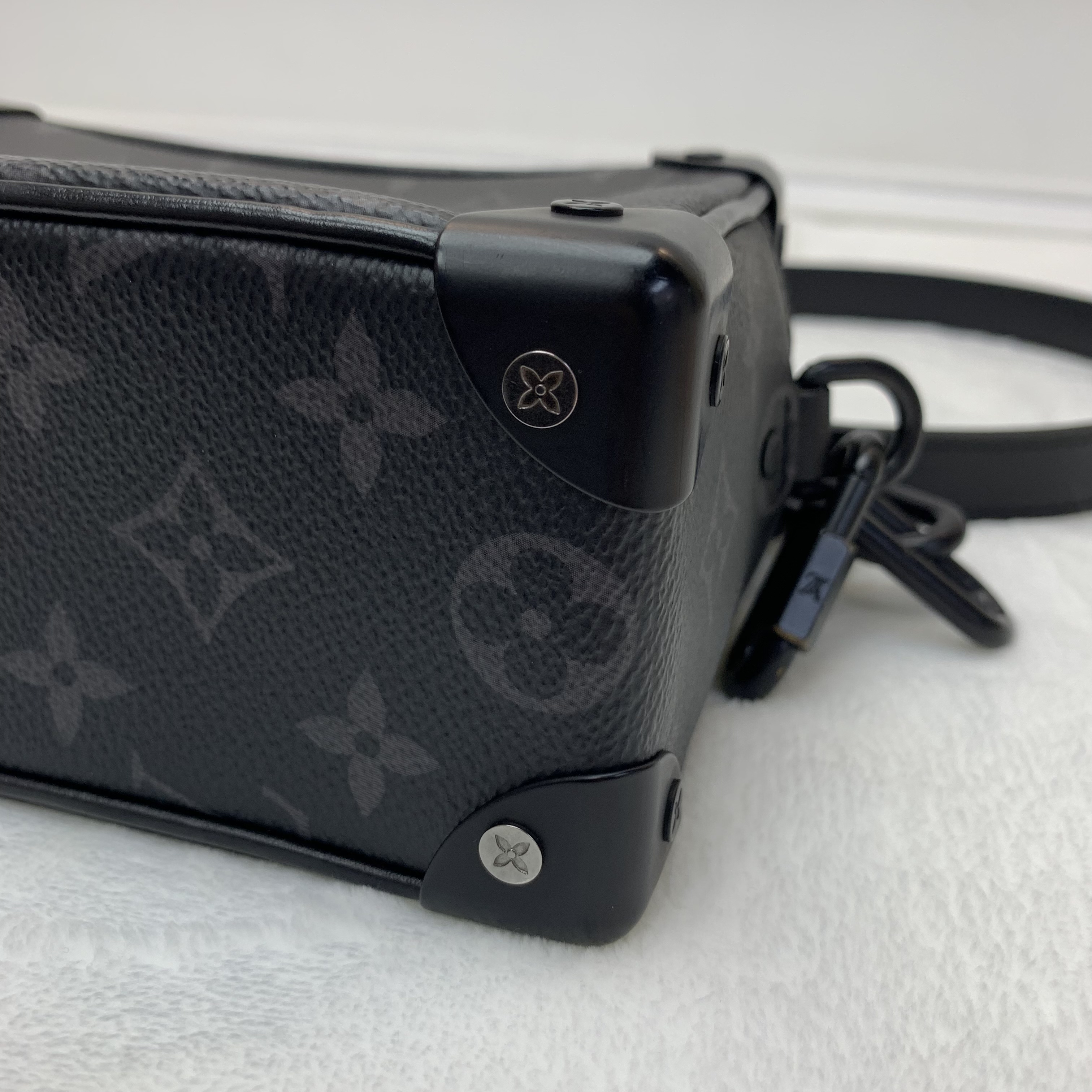 中性款🖤LV 黑武士Mini Trunk