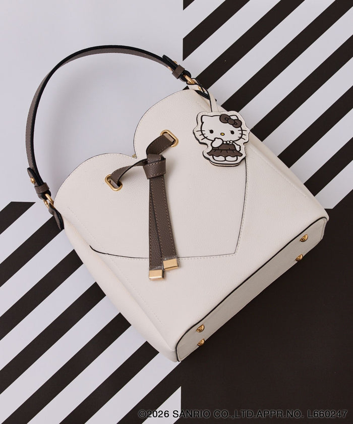 🎀【預訂】　HELLO KITTY x VIS 水桶袋 W