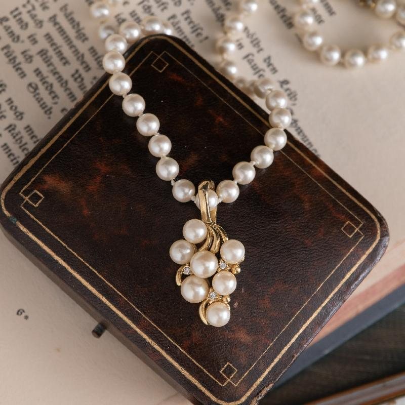 Vintage C.a. 1980s American Marvella Faux Pearl Necklace with Scrollwork Grape Pearl Charm (MW195)