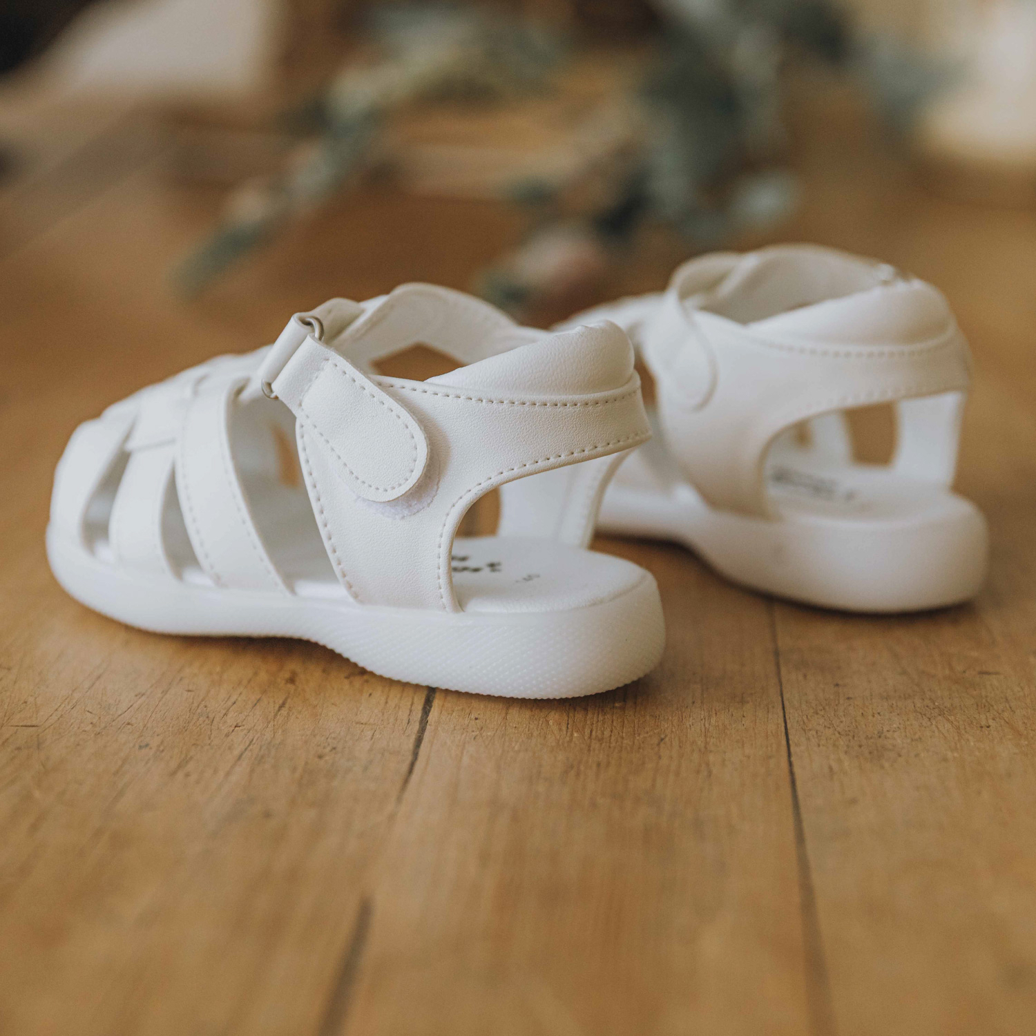 Koongs Koongs Mer LED Sandals（White）