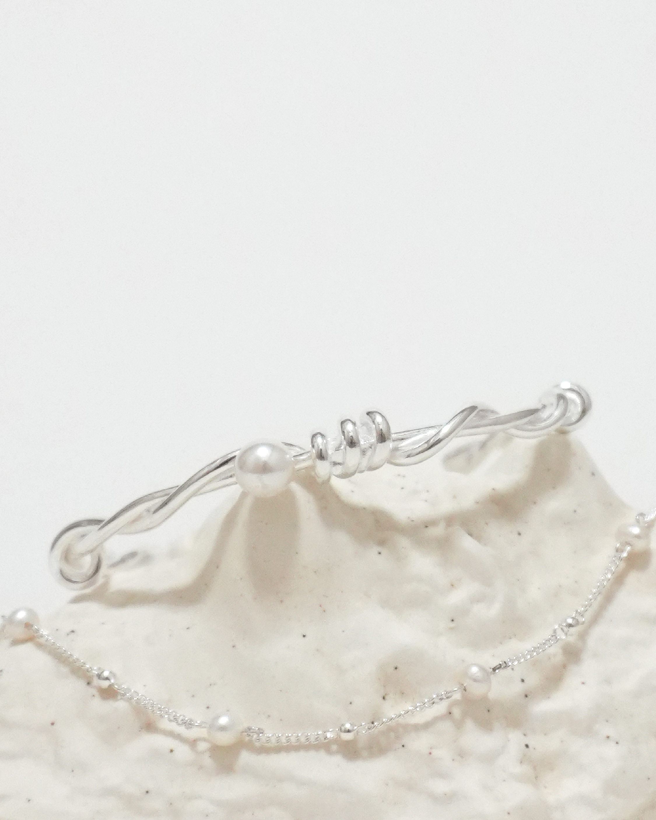 Gentle Twist Pearl Cuff Bracelet