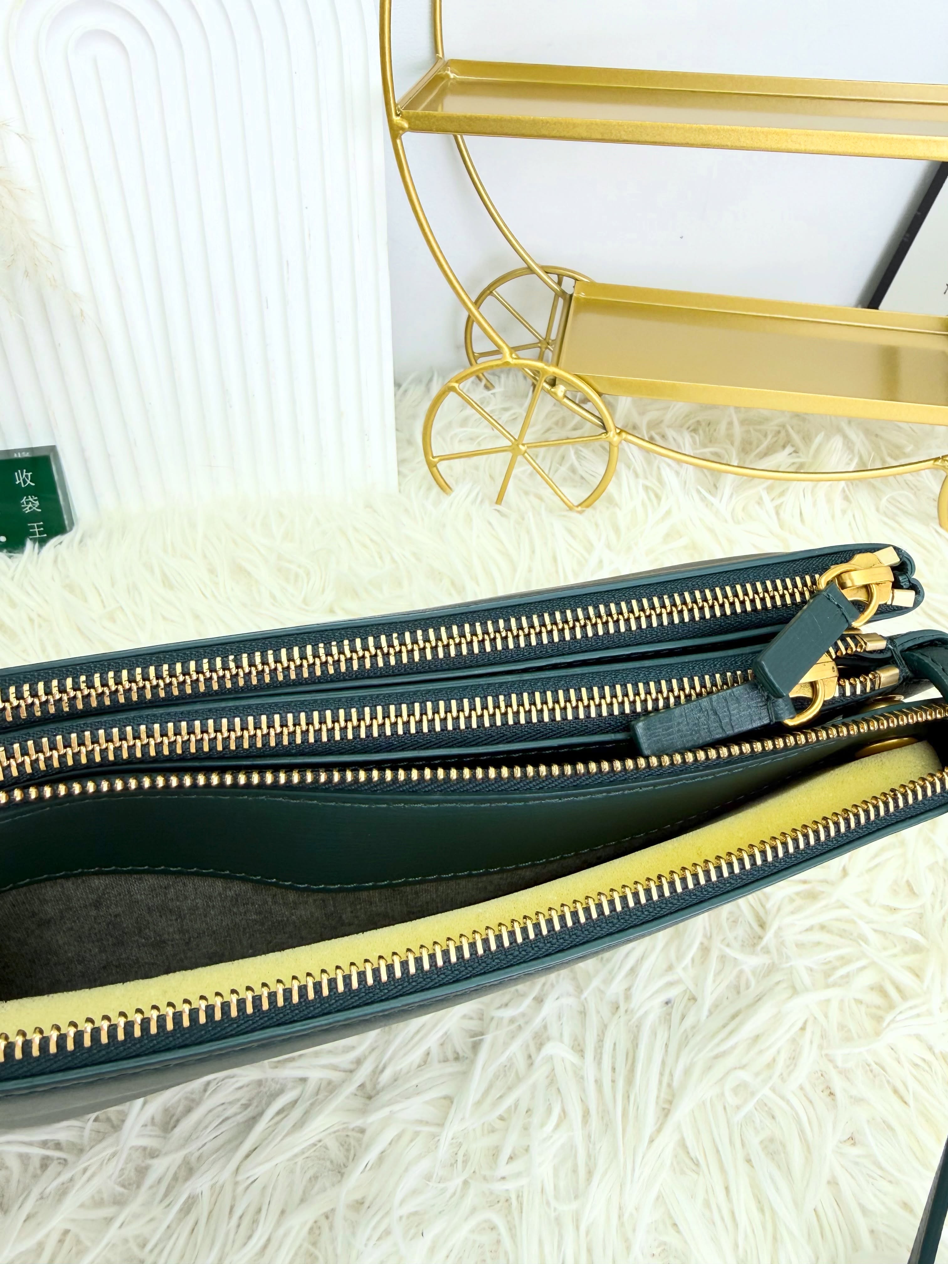 👜 PRE OWNED 🛍️Trio Bag深墨綠色 有塵袋 💚