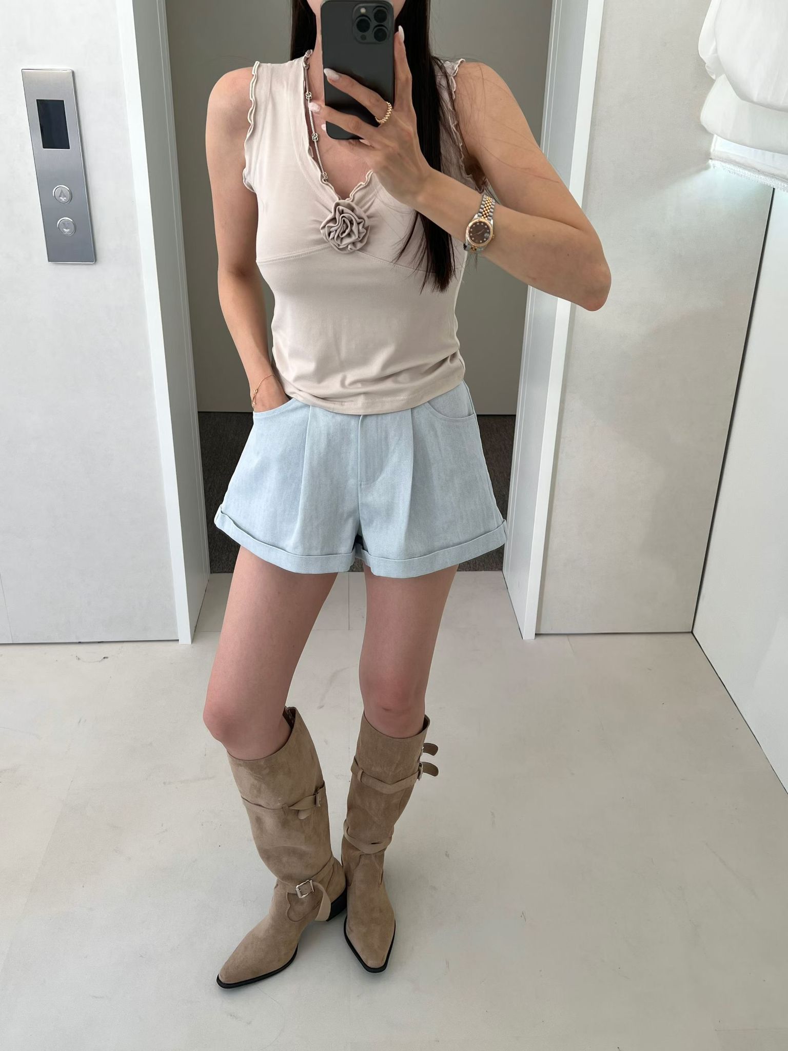 ♥︎顯腿長！人字紋褶腳短褲-Free size-