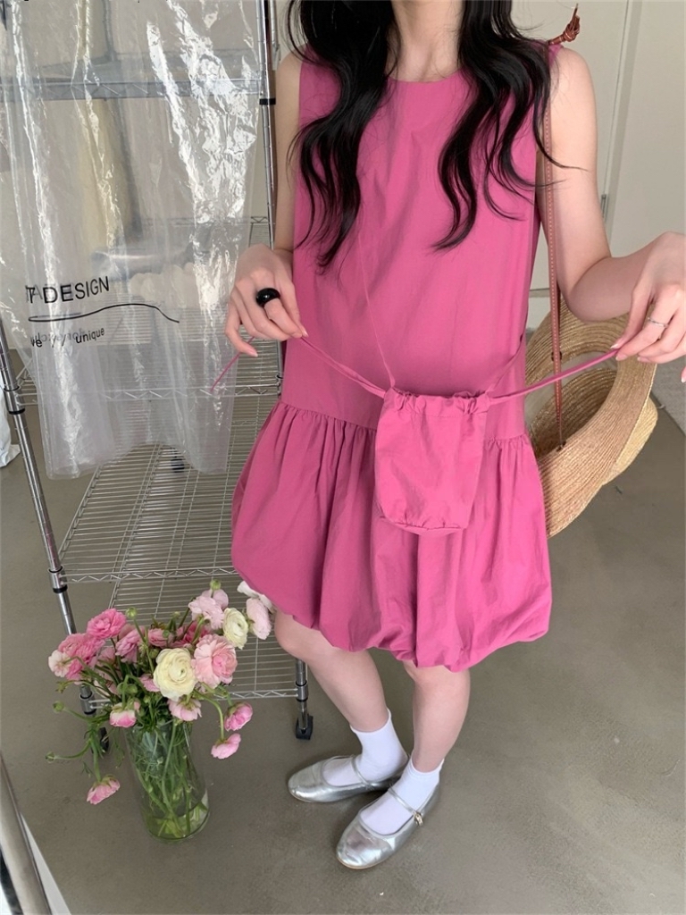 Agnes Puffy Dress free small crossbody bag 韩系减龄甜美背心花苞连衣裙配送🎁同色包包 ( 3 colours )