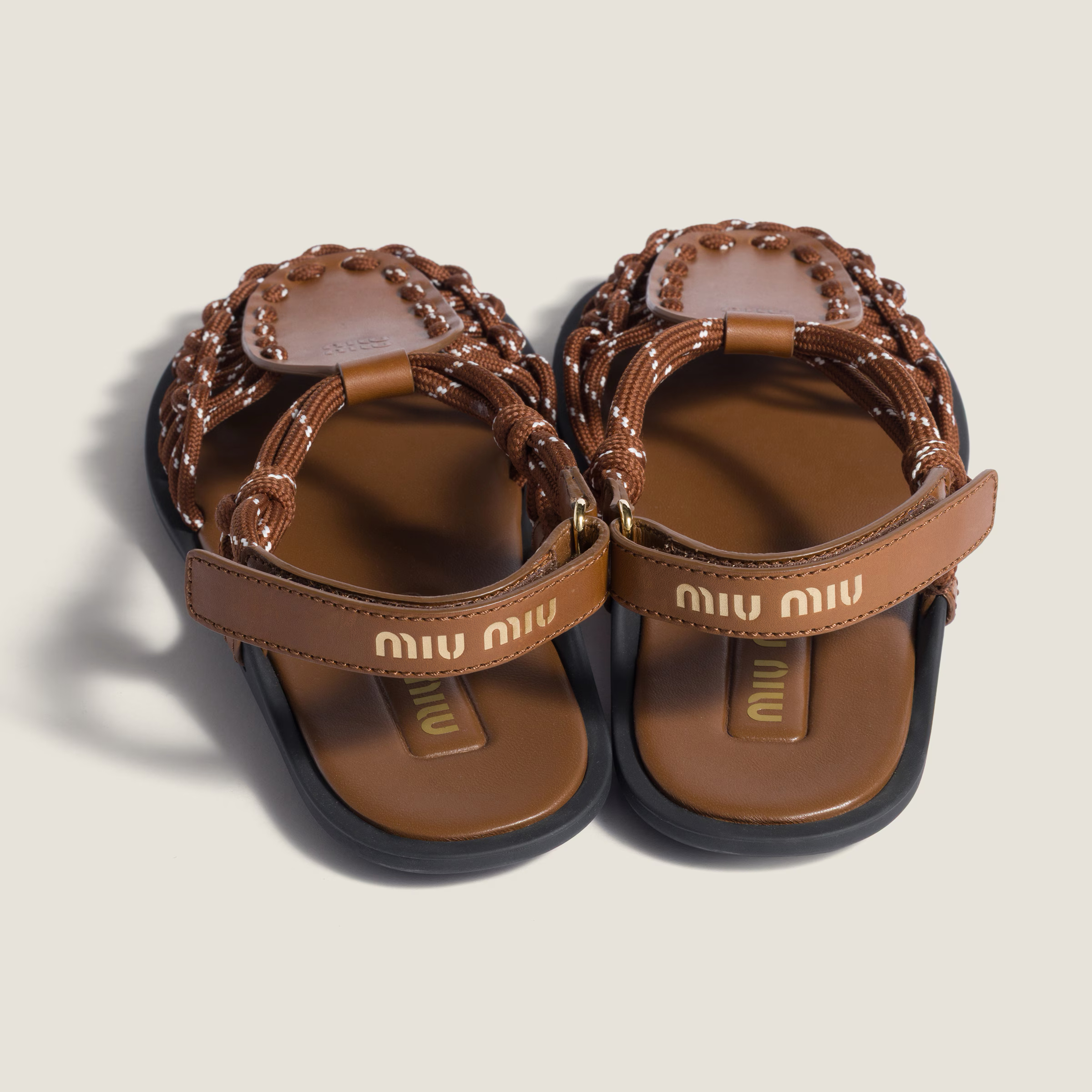 限時優惠✨新款🆕訂貨📮MIUMIU 涼鞋 Size 36 37 38 40
