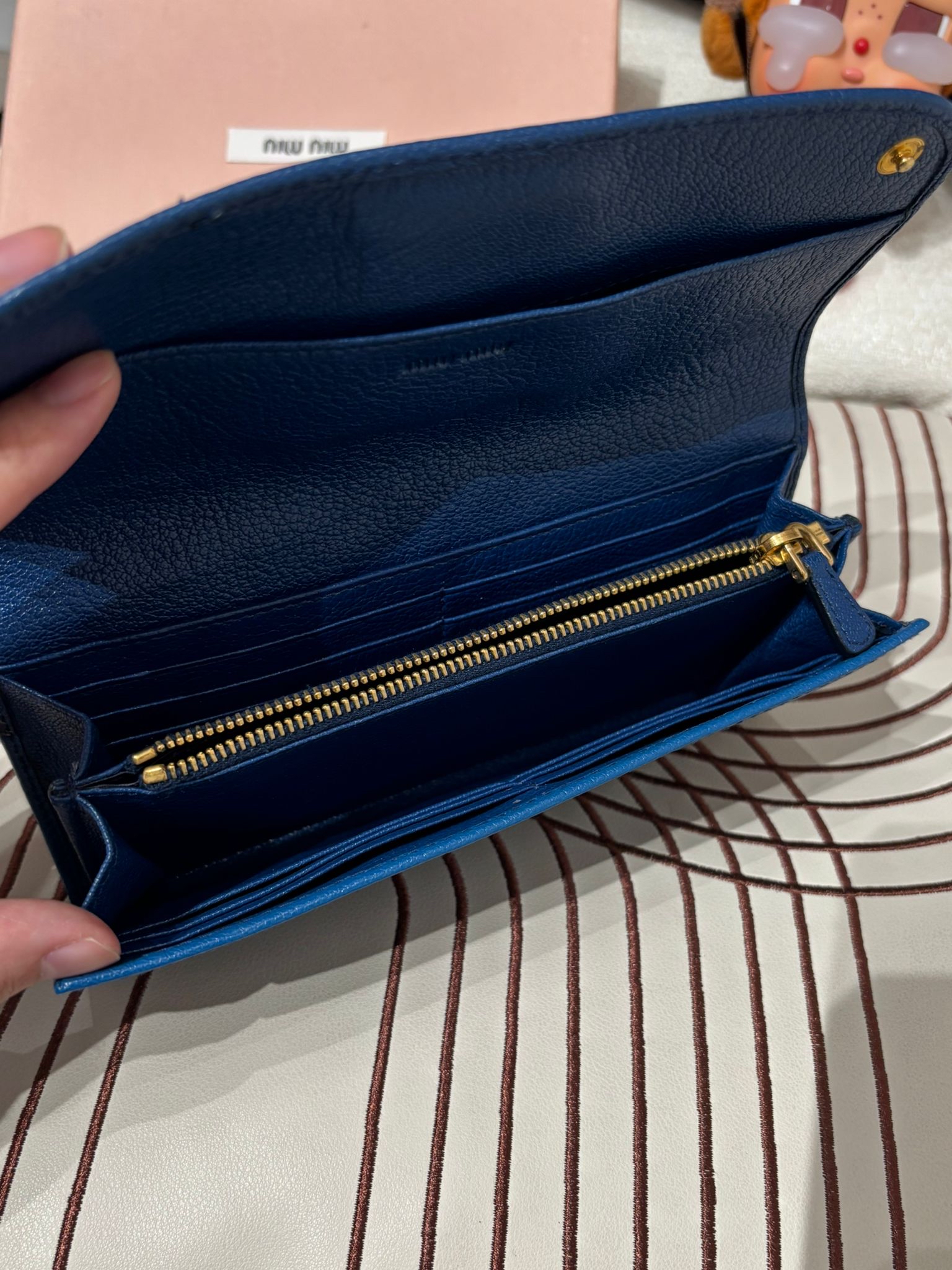 Miu Miu long wallet 100%Authentic ,95%new ✅ certificate ✅box 