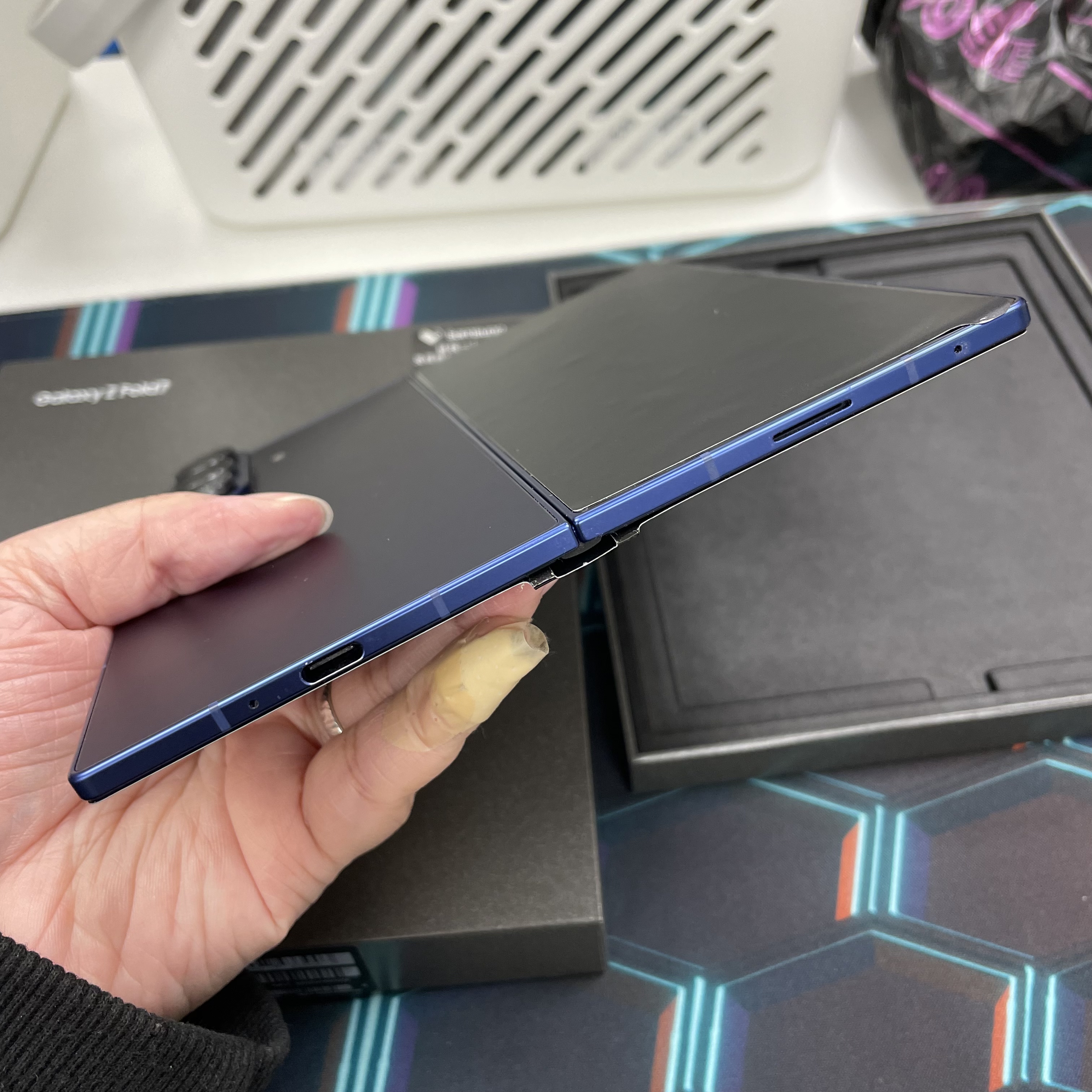 *6084 Galaxy Z Fold 7 勁靚機 16+1TB 藍色 blue