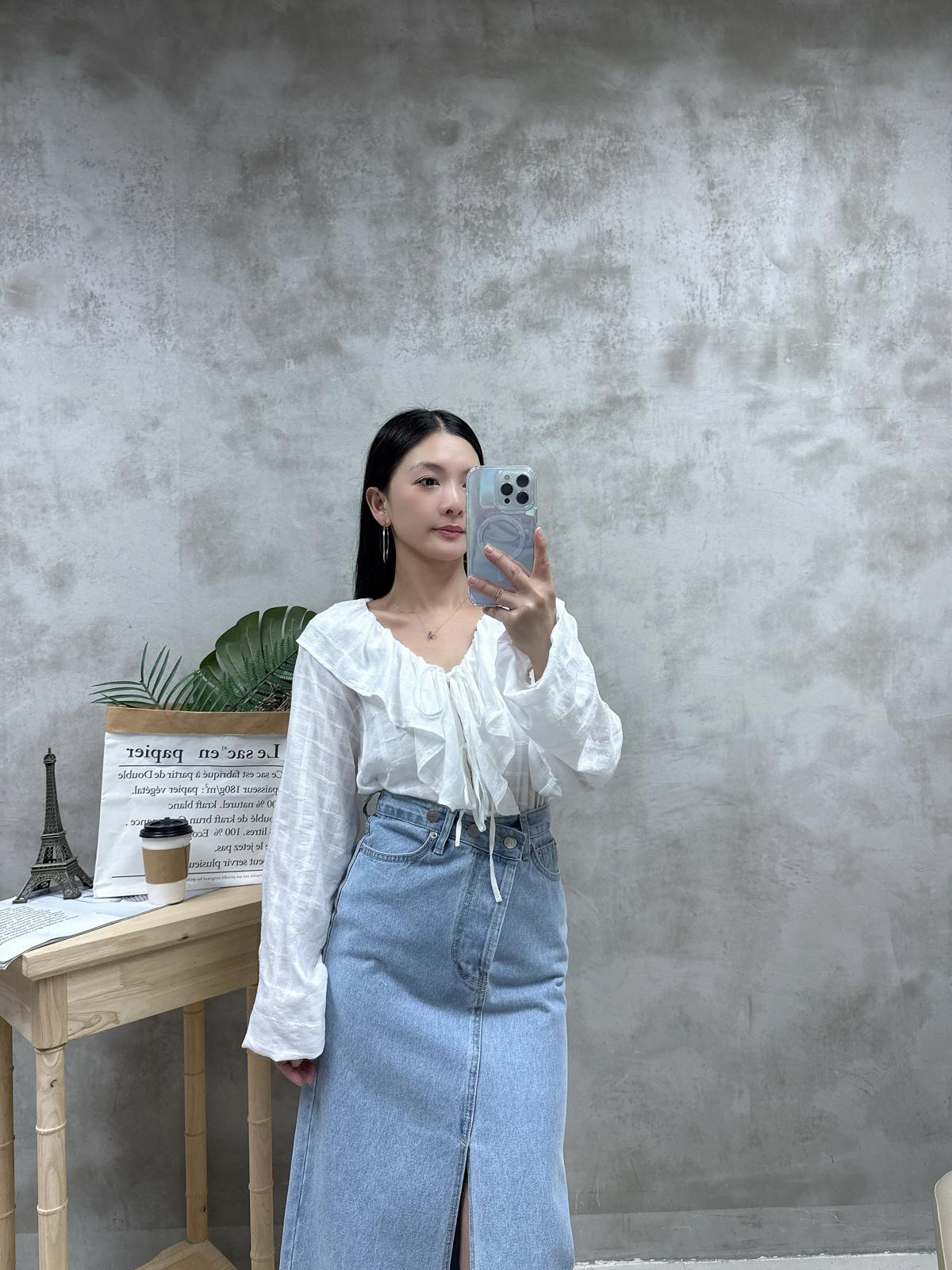 B19 線棉ruffle Top