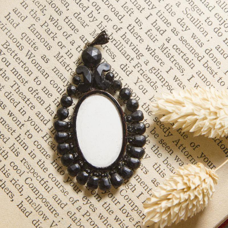 Victorian Mourning Style Black Photo Frame Pendant with Vintage Ribbon Choker(AS062)