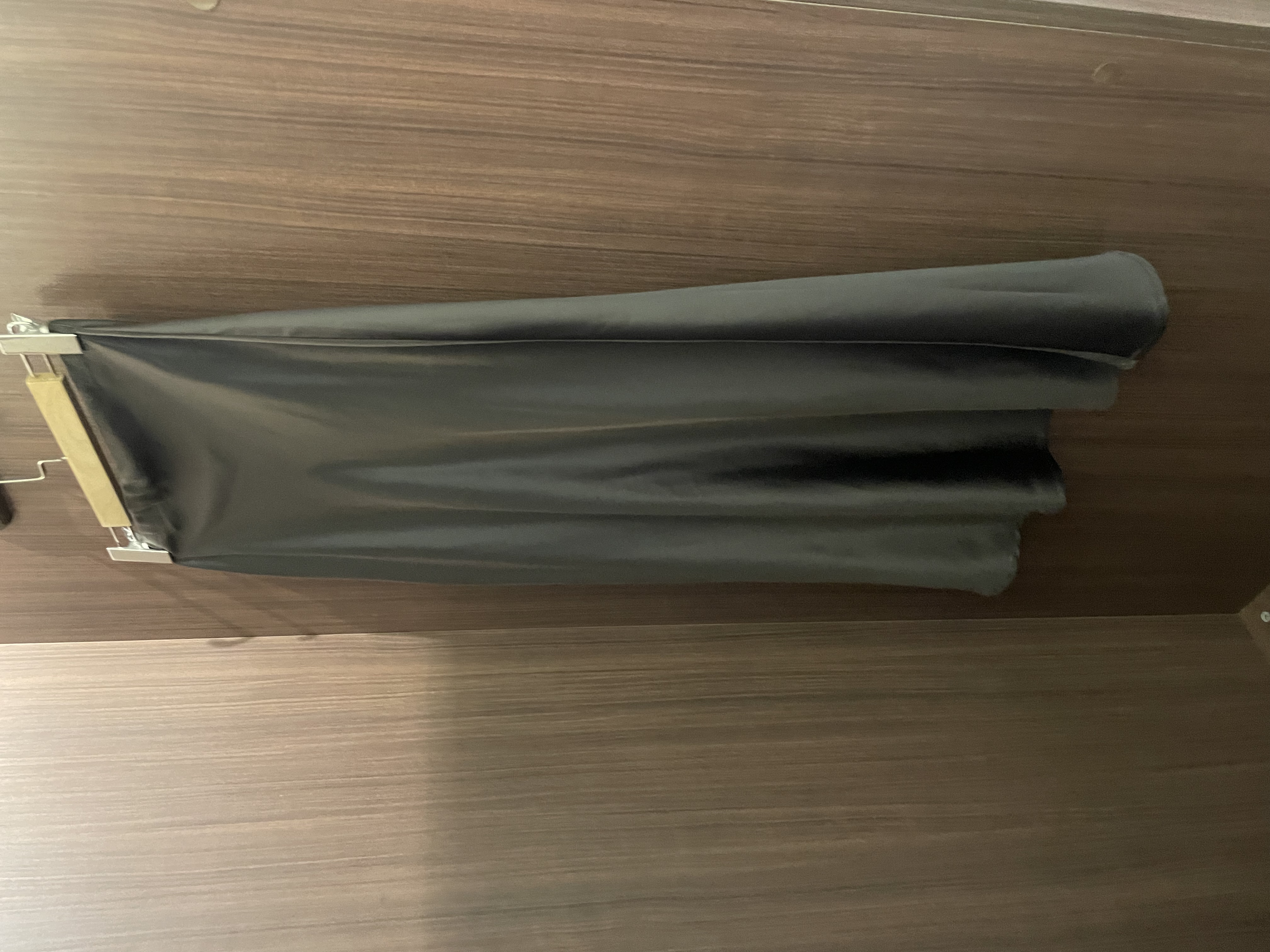 🍂 SLIM MERMAID SATIN SKIRT