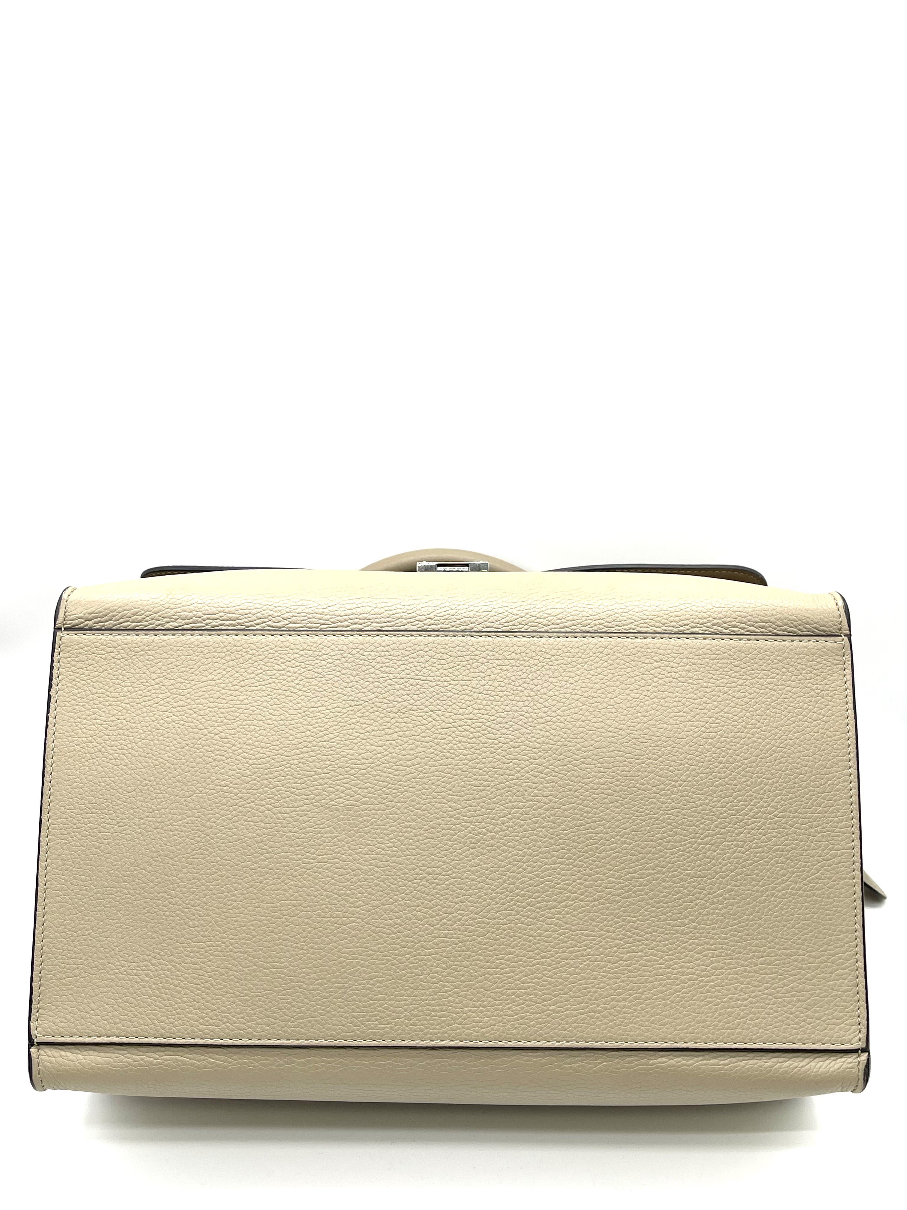 Pre-Owned CELINE Trapeze Bag / Product Code: 26042601