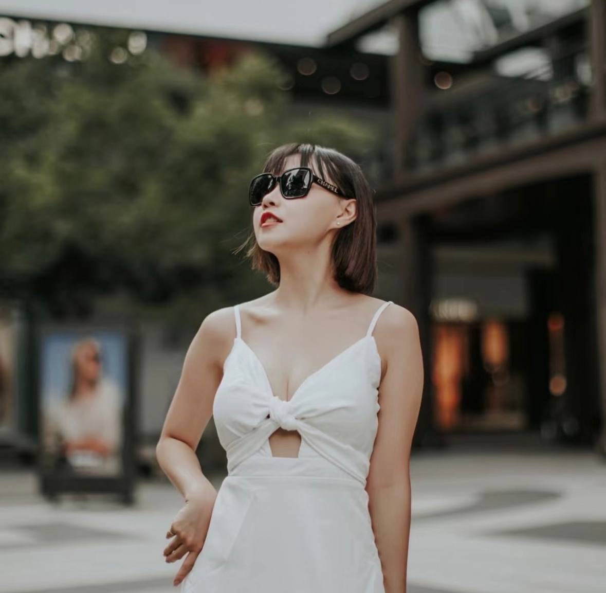 現貨✨🫶🏻熱賣款🪩Chanel 淡金logo 太陽眼鏡  超好襯既一款