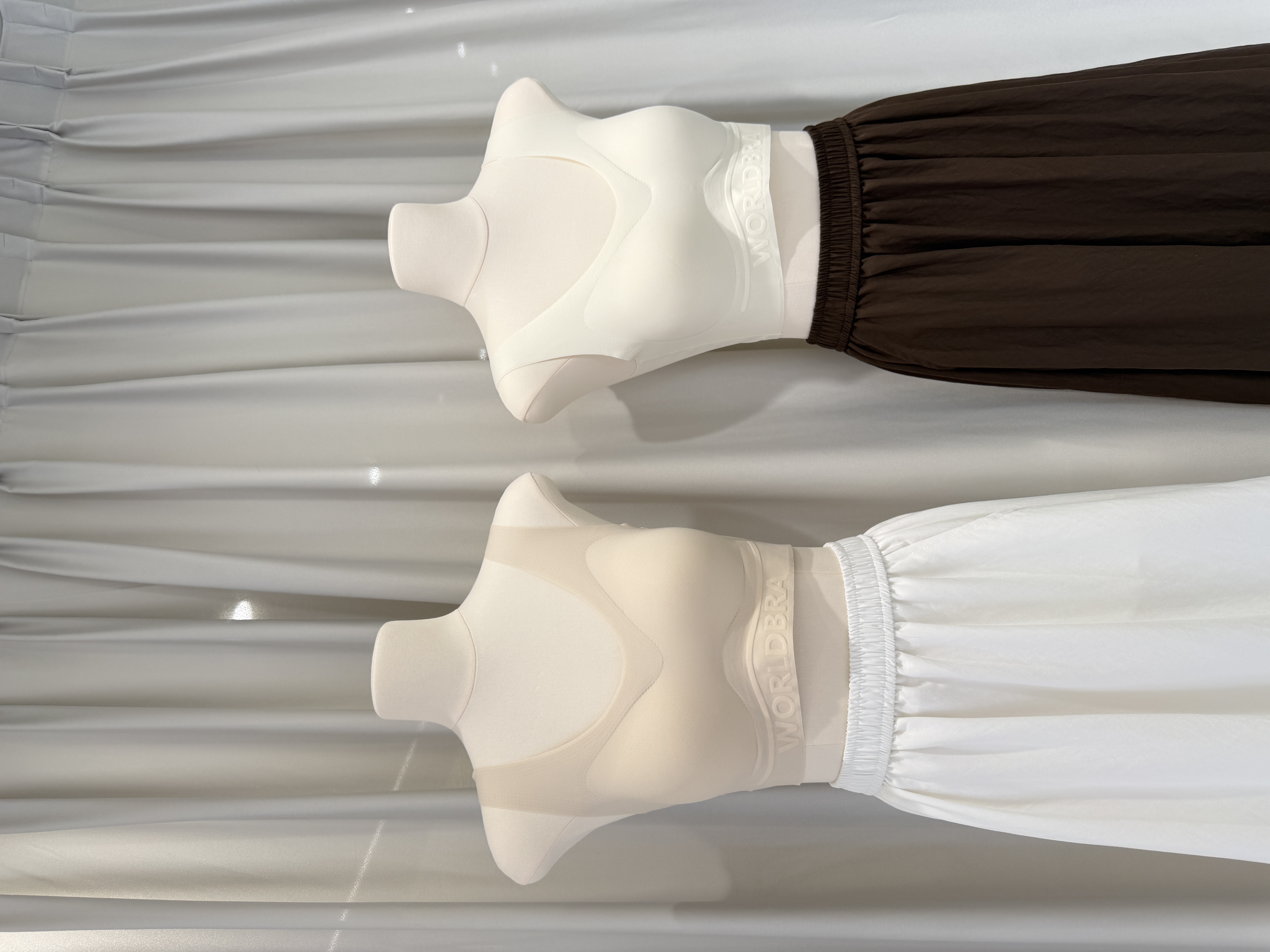 6636 粉底液云感果冻Bra