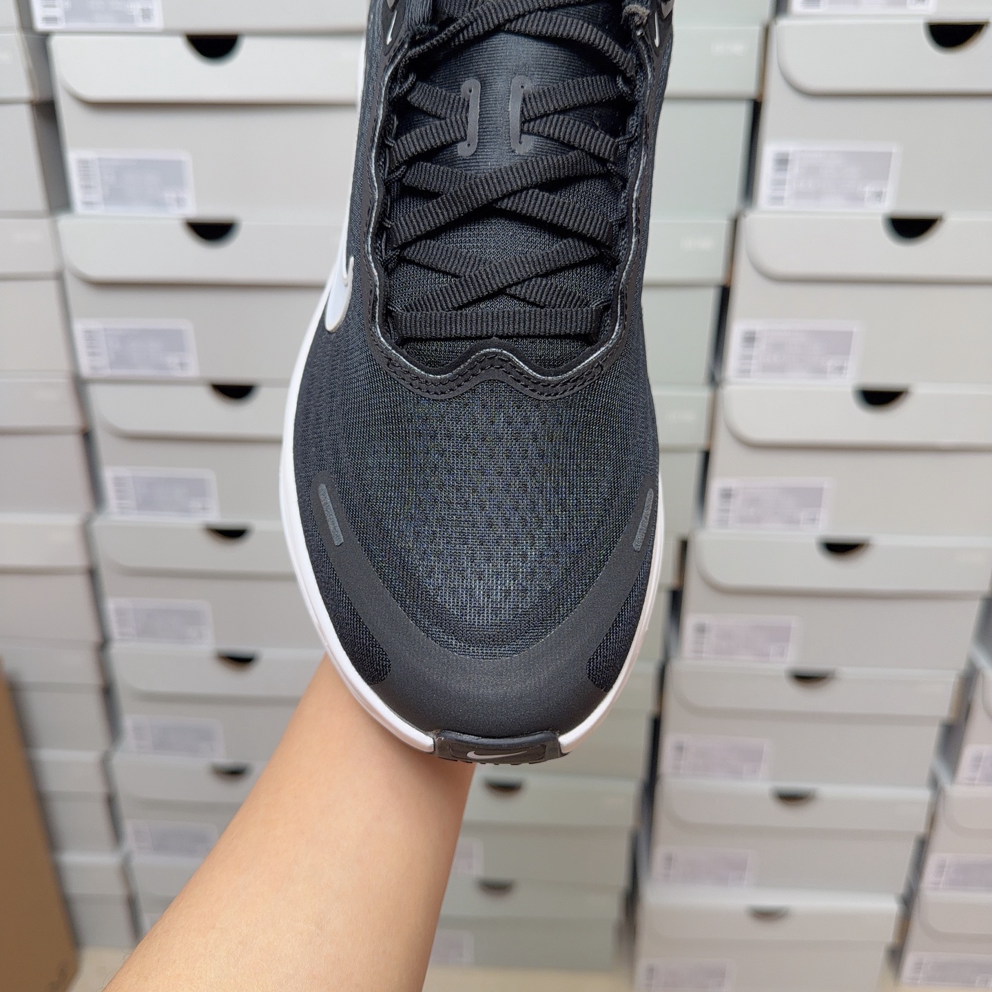 Nike Vomero Plus HV8150-003