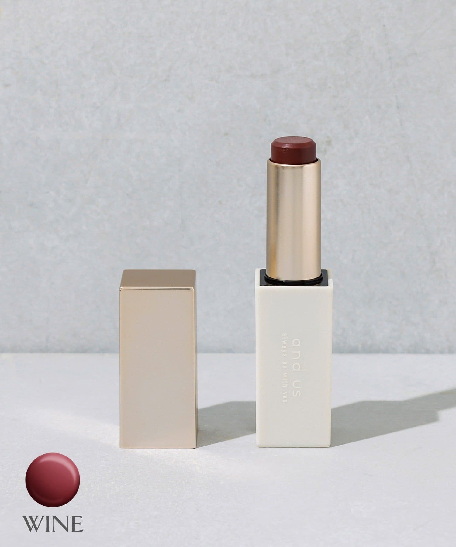 日本 3coins and us 唇膏