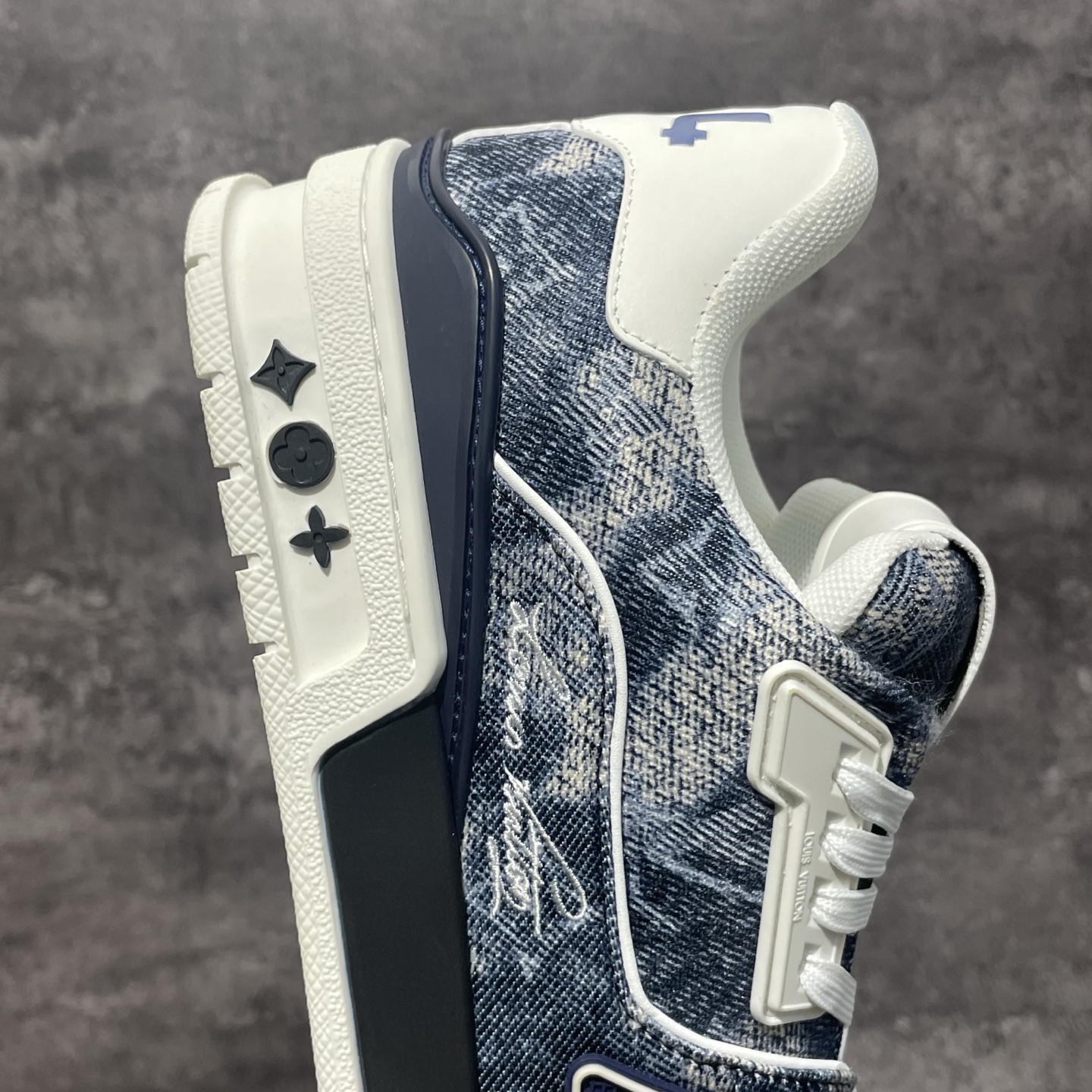 Louis Vuitton LV Trainer