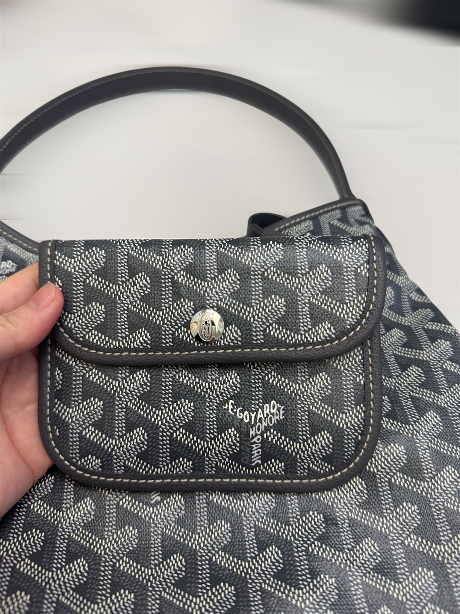 99% New Goyard Mini Hobo Bag-Grey
