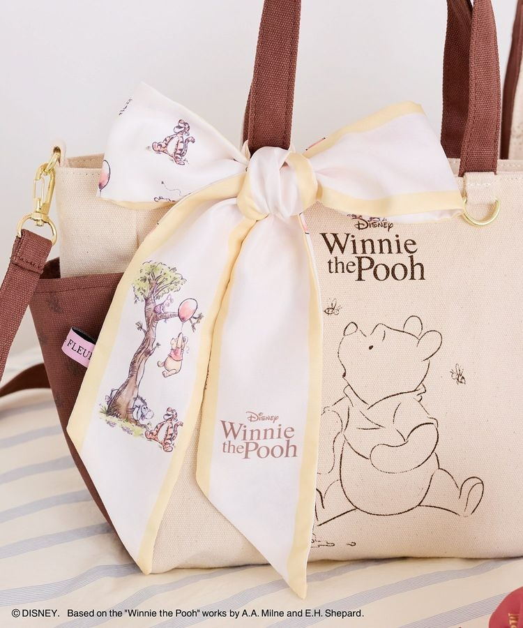 🌸 【預訂】Maison de FLEUR x Pooh - scarf