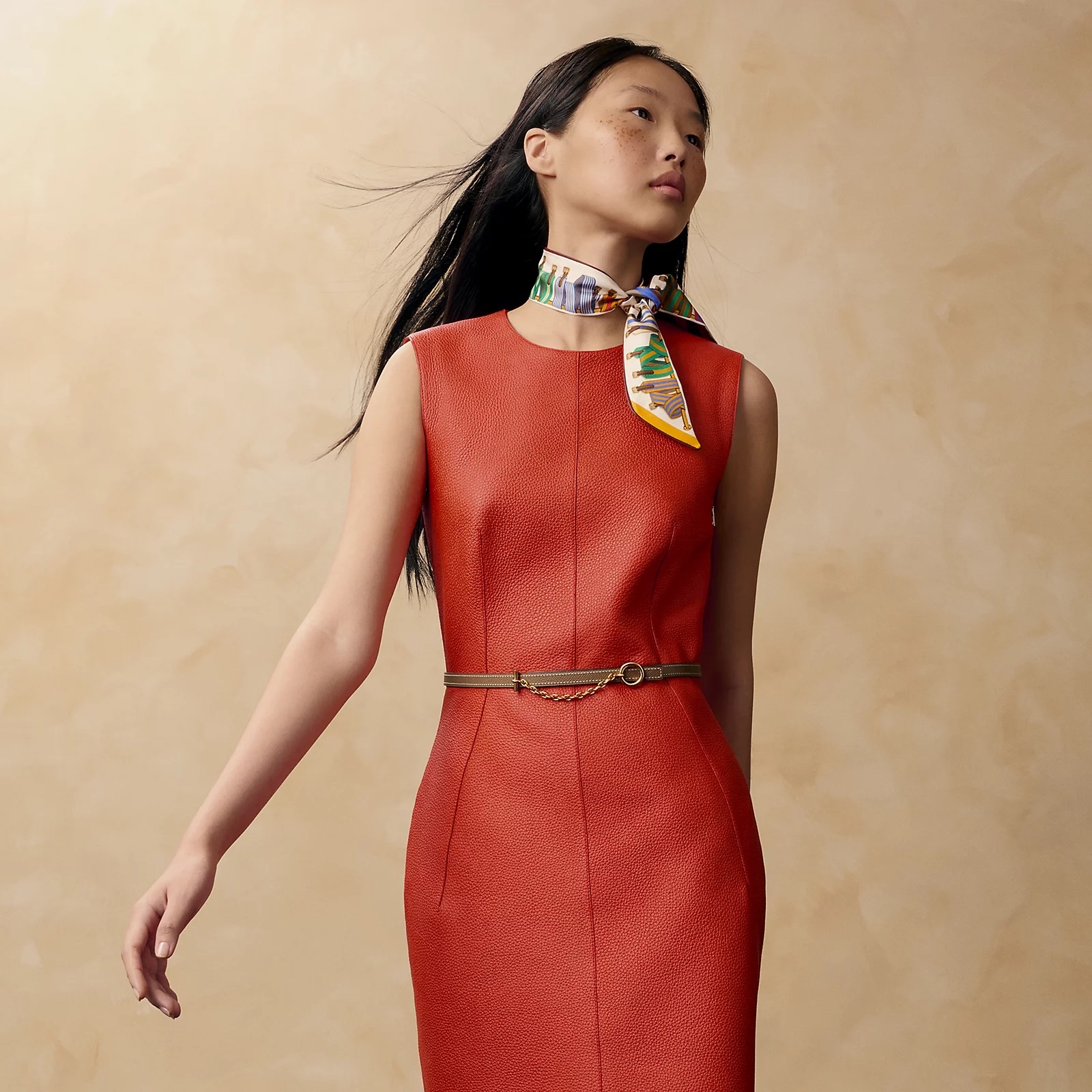 Hermes 全新🆕 13 mm雙面皮帶 + Carrousel 一個環連一串豬鼻圖案組成皮帶鍍金扣