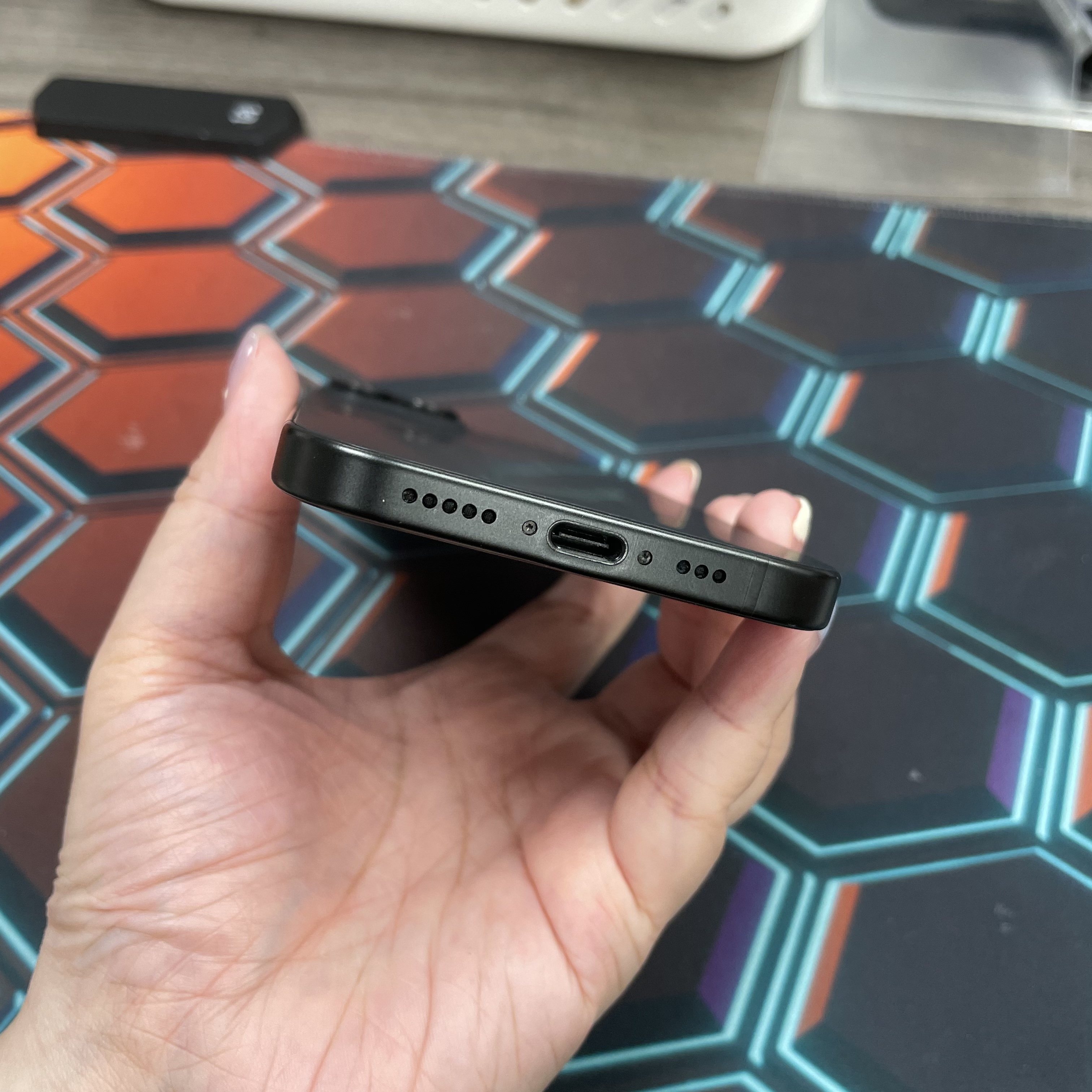 *6726 15 靚機 128GB 電86 黑色 black