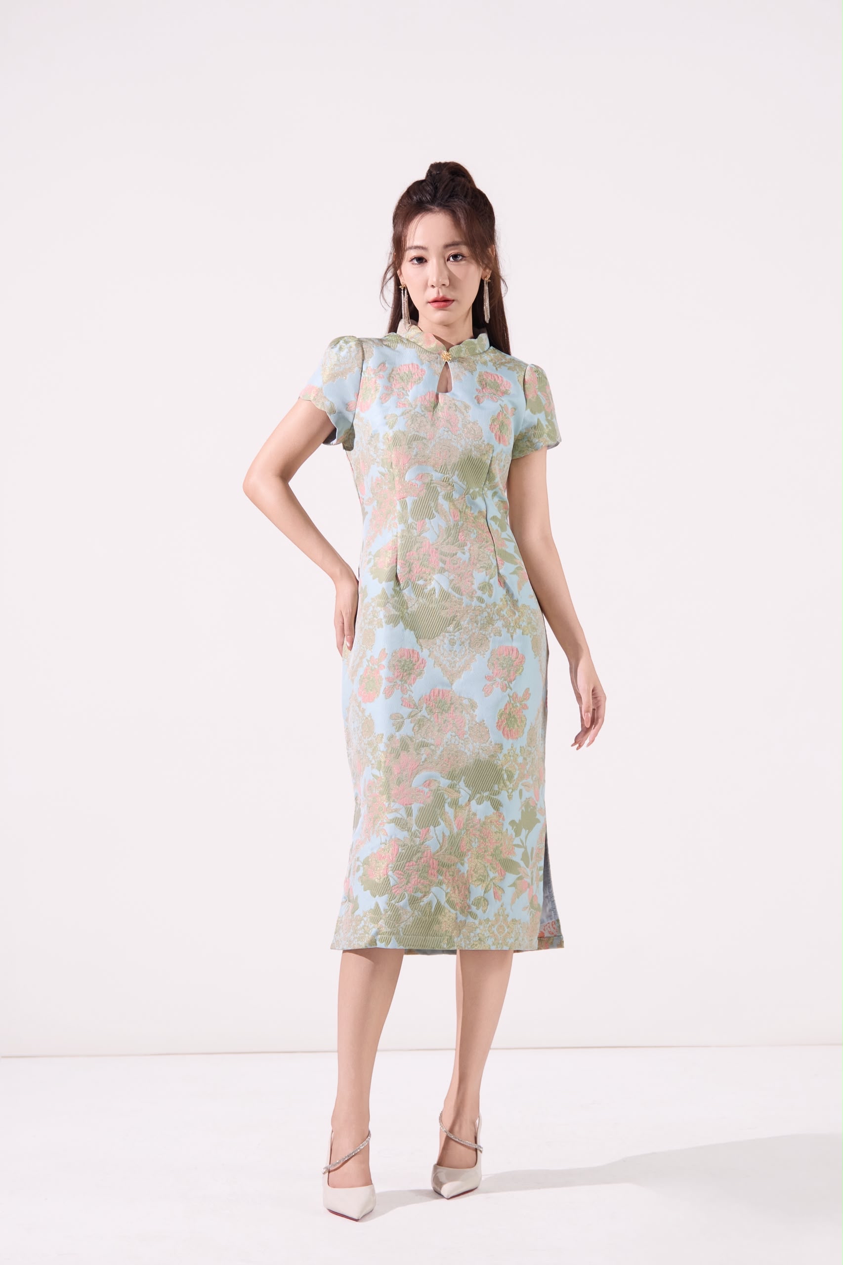 14241387 Florielle Jacquard Cheongsam