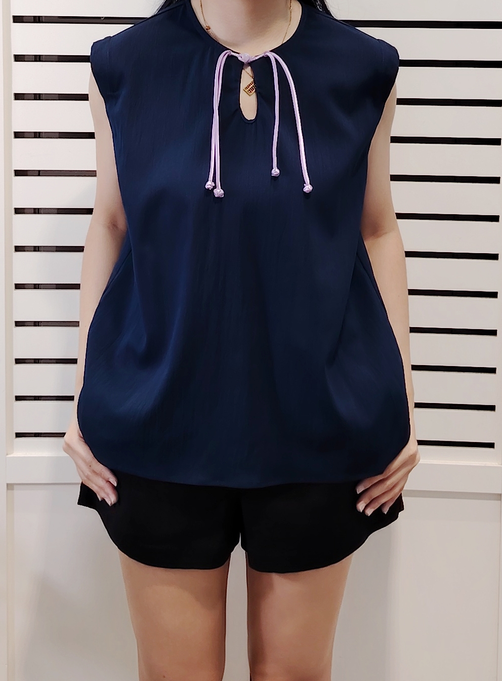 25023 Cny Style Sleeve Less Blouse