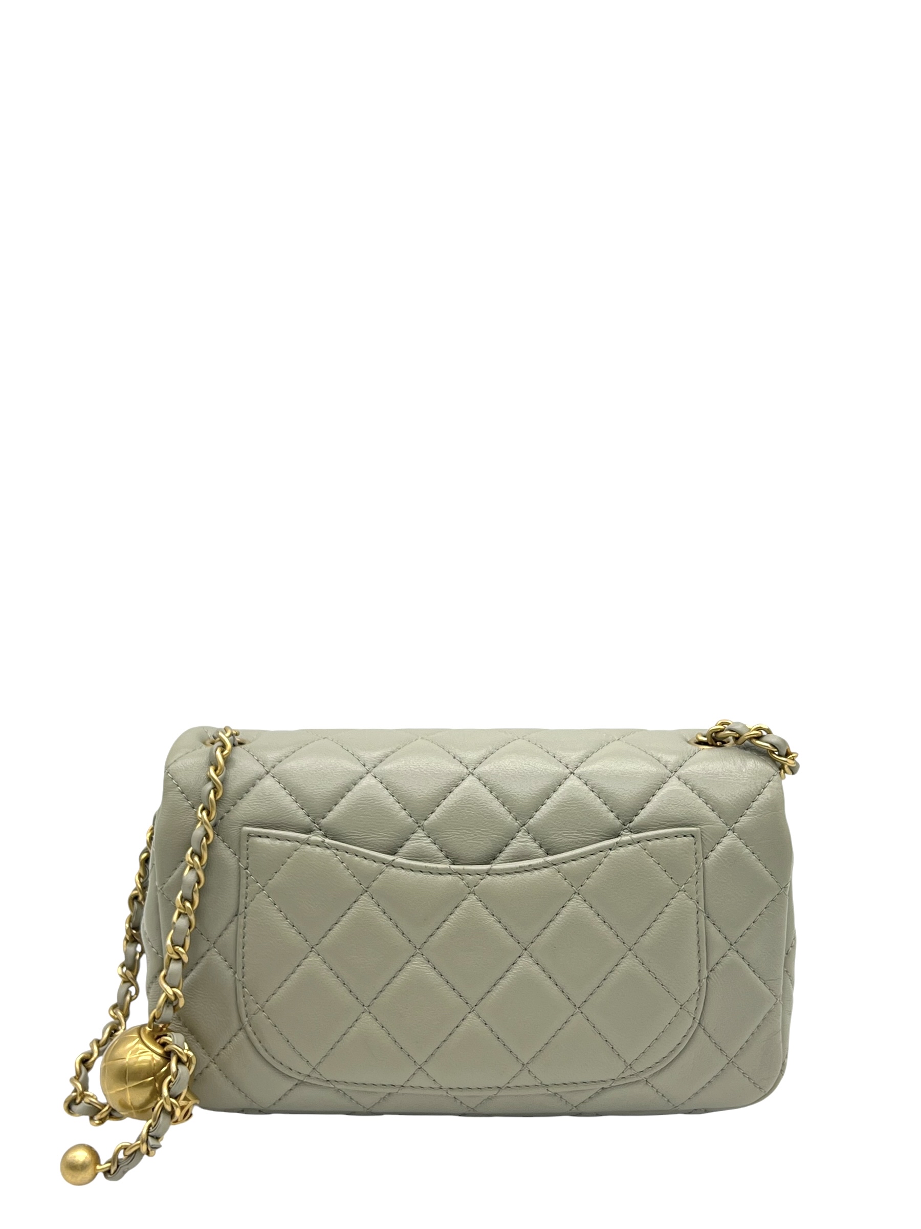 Pre-Owned CHANEL Mini Flap Bag / Product Code: 26052807