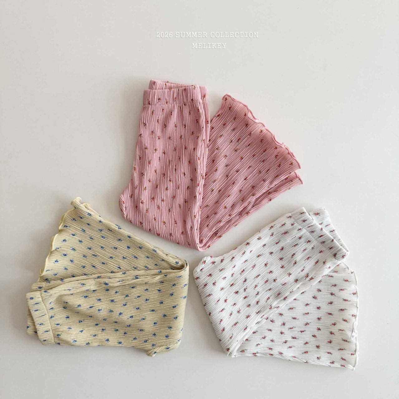 Floral Pleated Pants