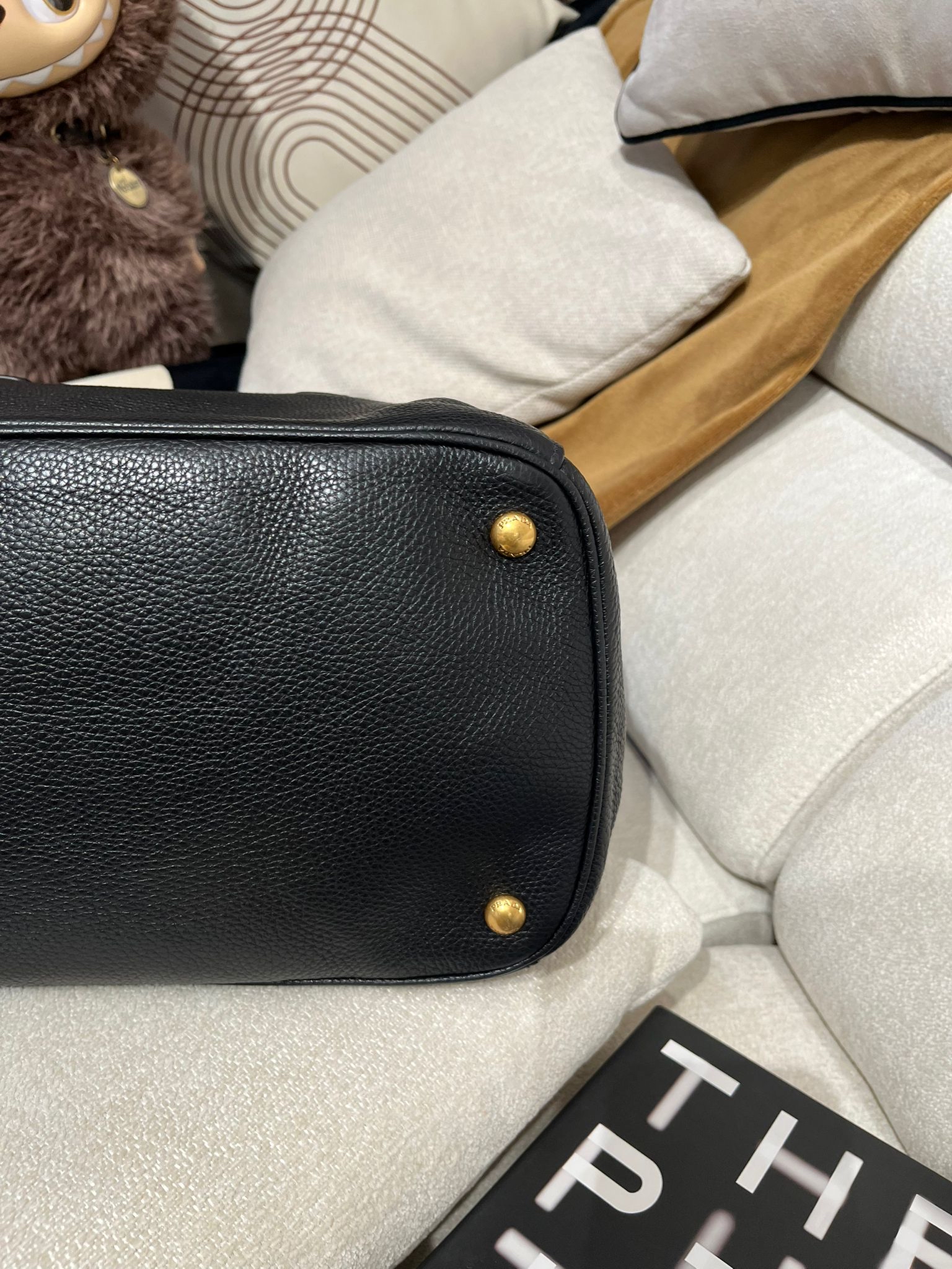 PRADA Vitello Daino Tote Bag 黑色牛皮100%Authentic, 95%new