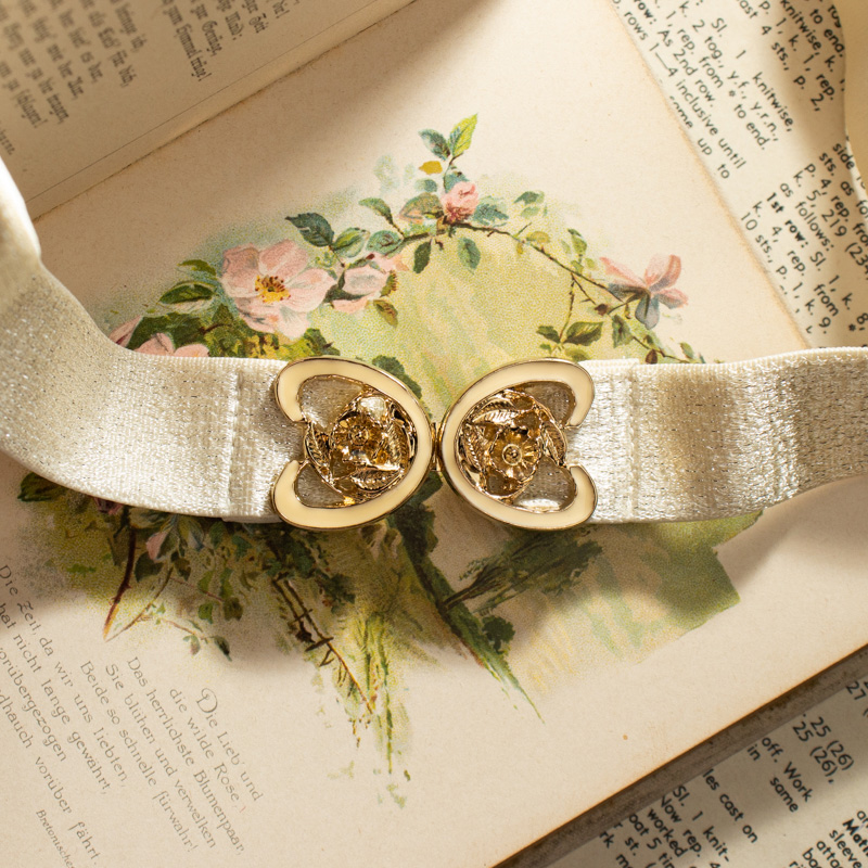 Vintage Japanese Hearty Rose Belt Buckle with Sparkly Elastic Belt (E015 Beige x K005)