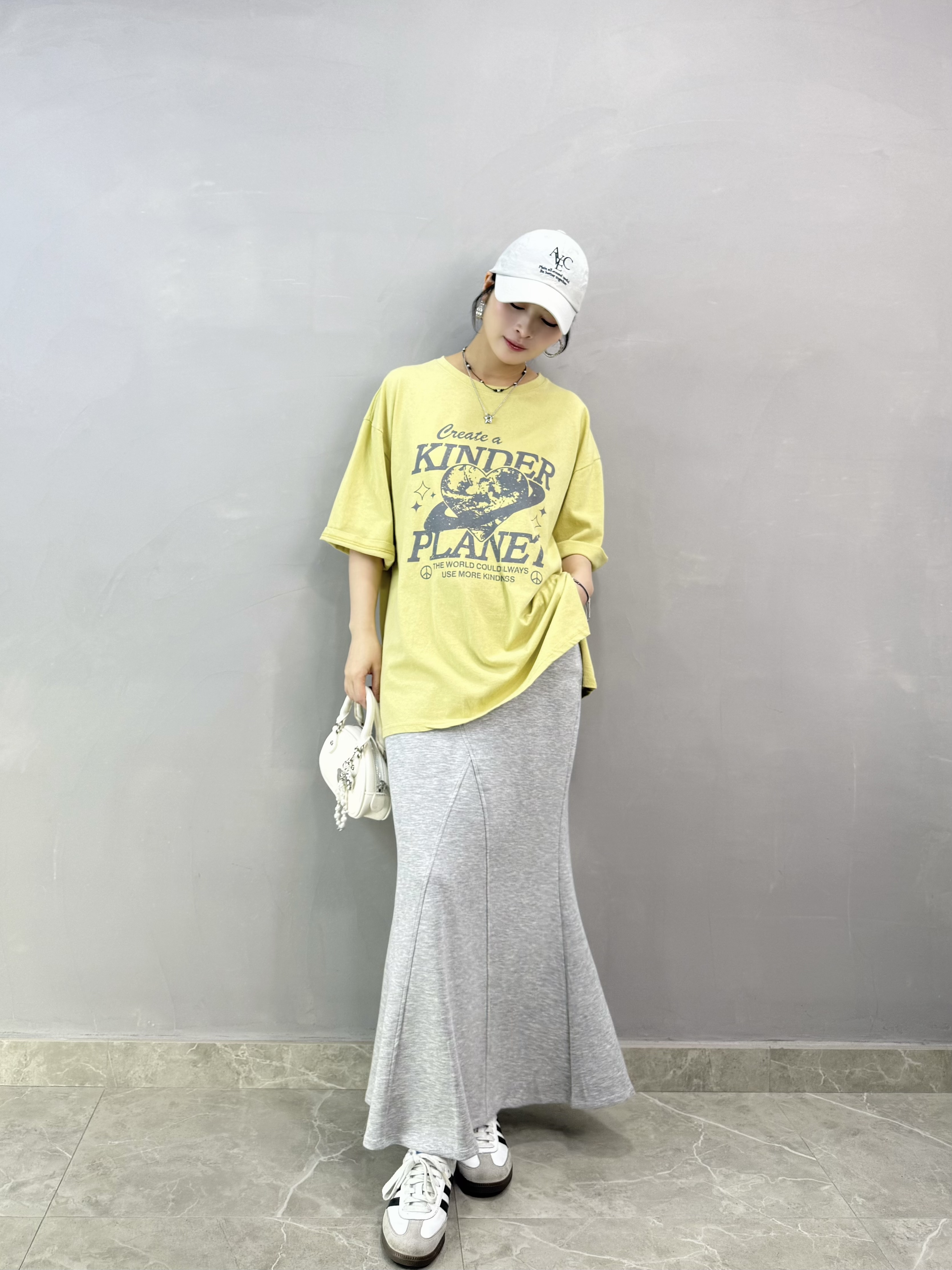 V66 心心星球Print Tee