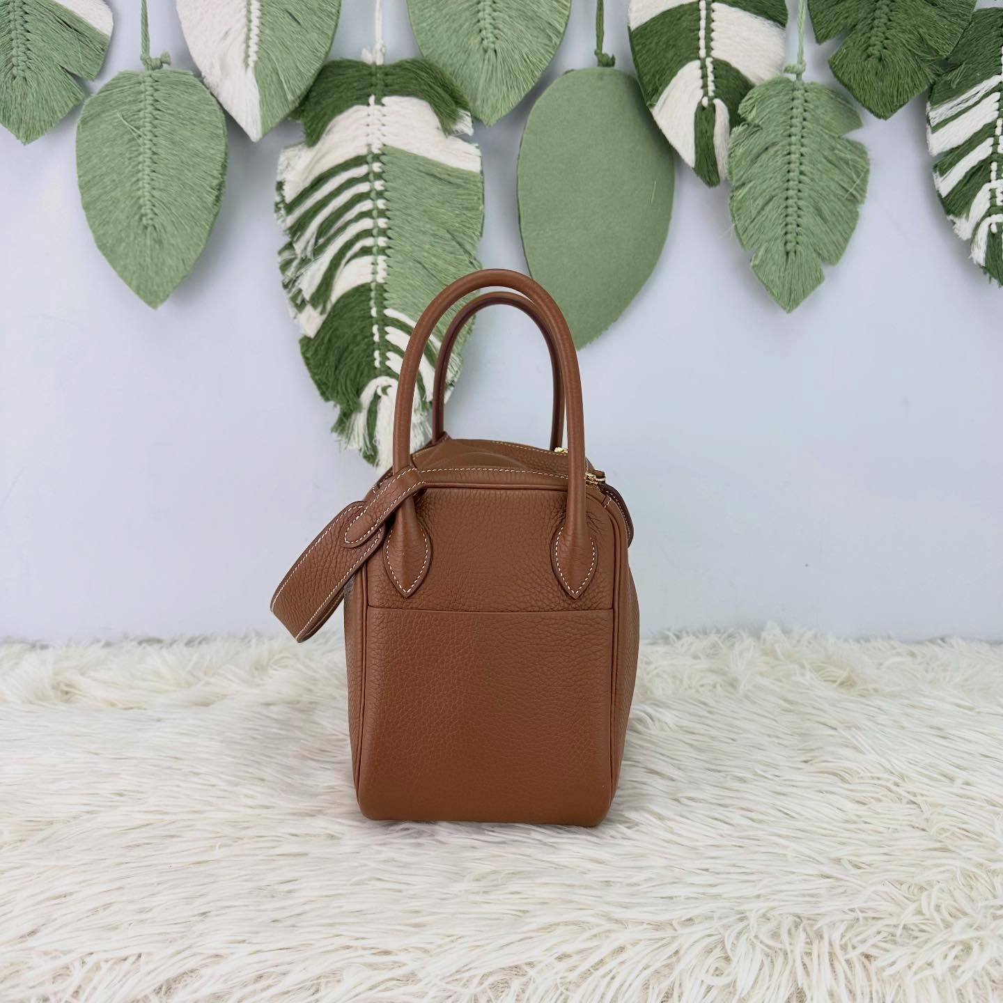 HERMES 🤍PRE OWNED Lindy 26 金棕色金扣 Z Stamp 全套有單🤎 