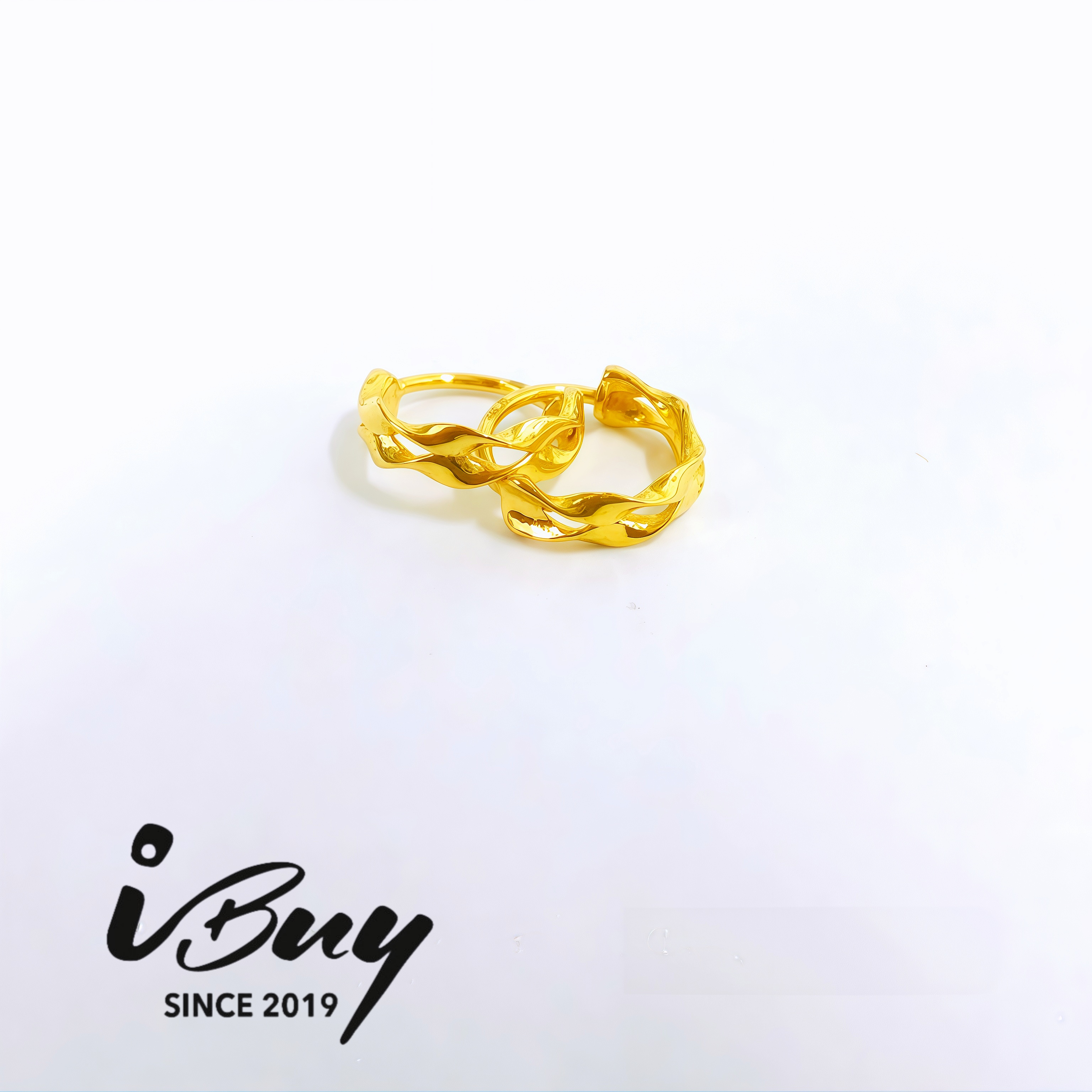 999 GOLD DOUBLE MOBIUS HOOP EARRING 999 金 双莫比乌斯耳圈