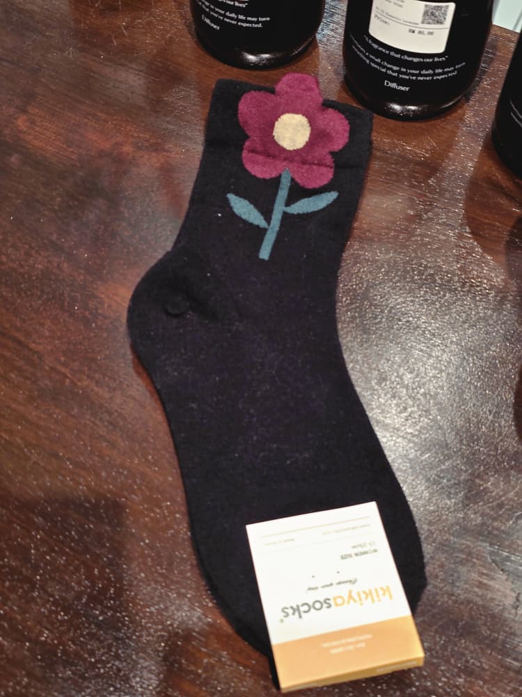 KKY Big Flower Socks