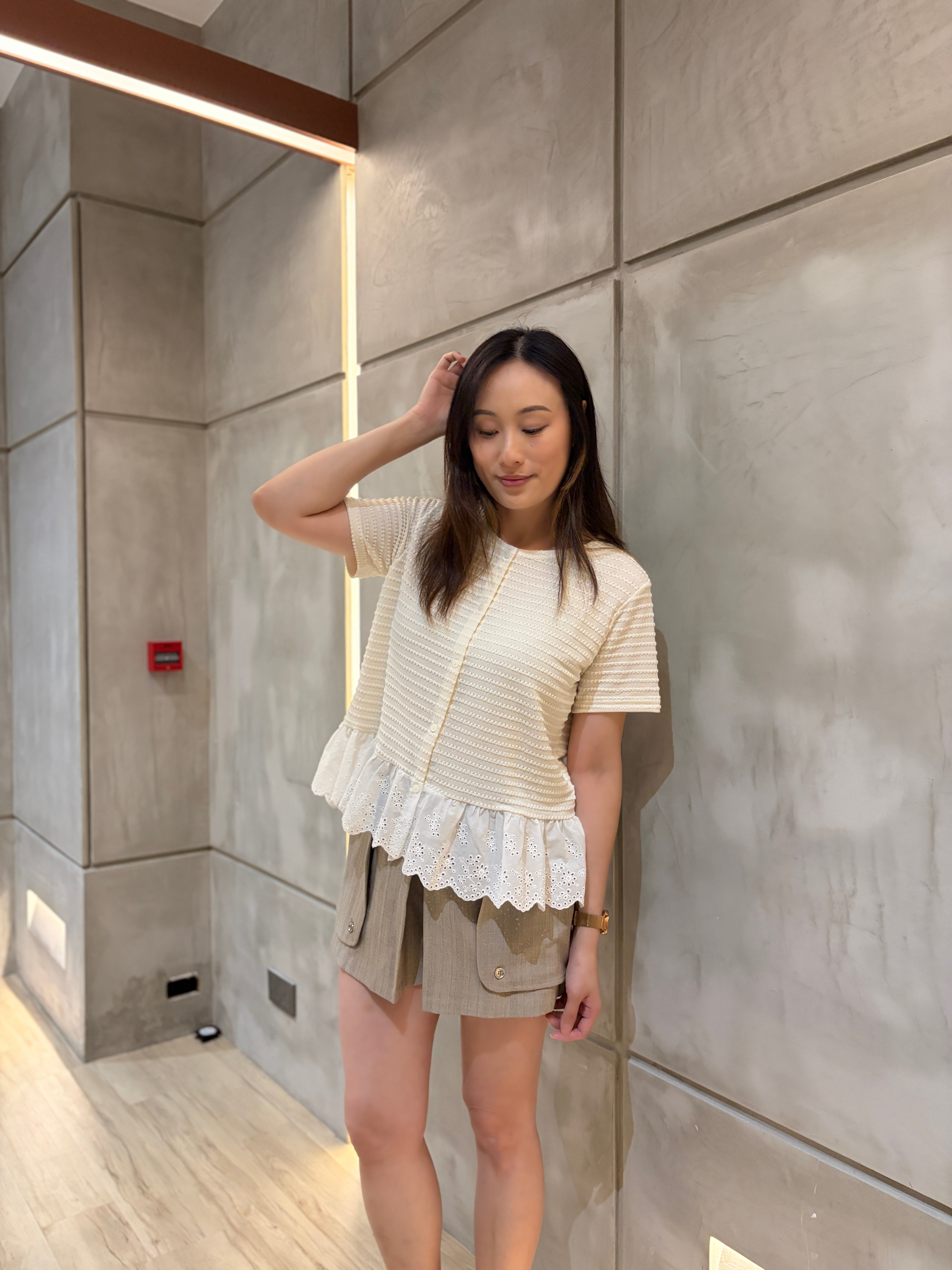 暗紋Ruffles top 