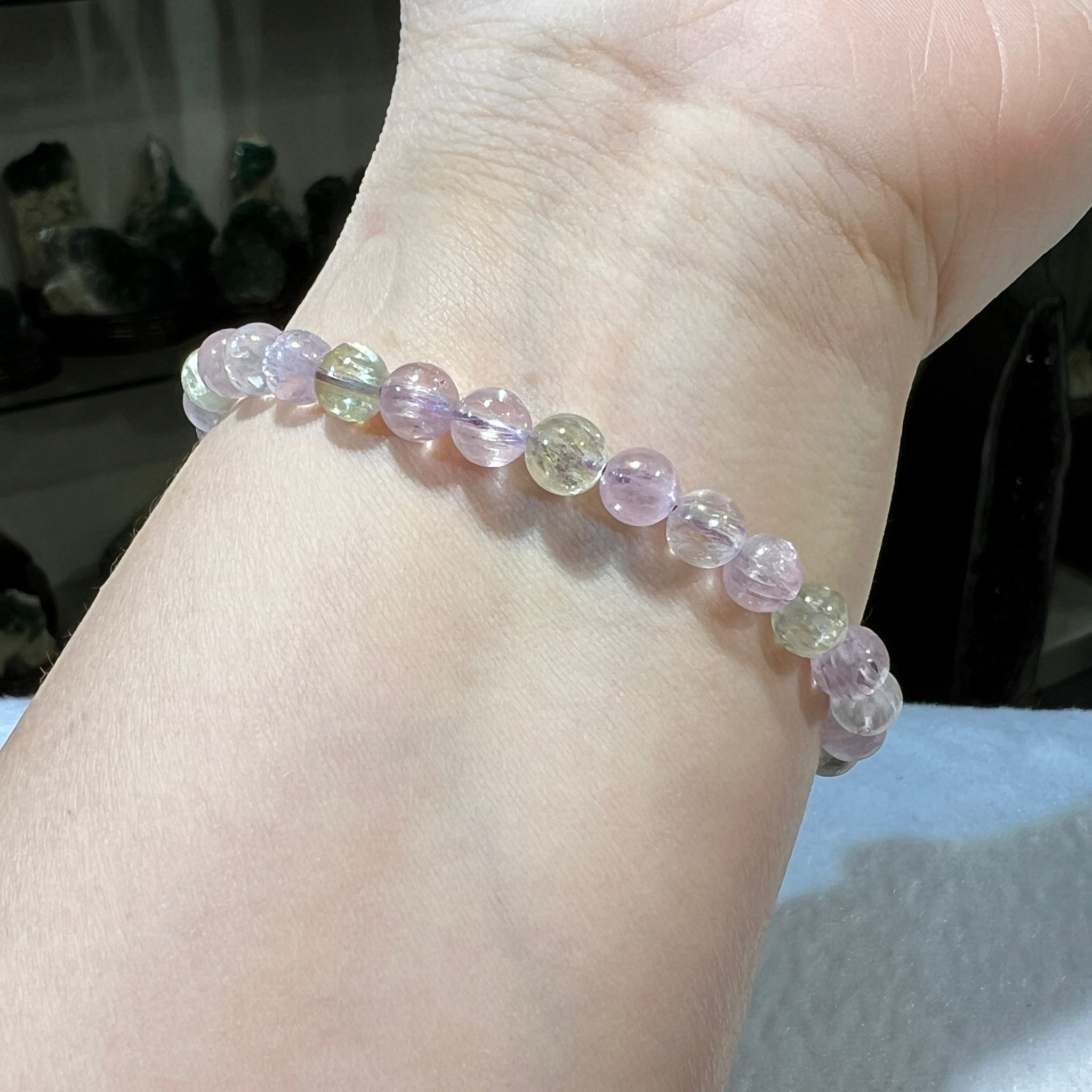 高品冰透拉絲✨紫鋰輝手串 6 mm +/- #CA0038