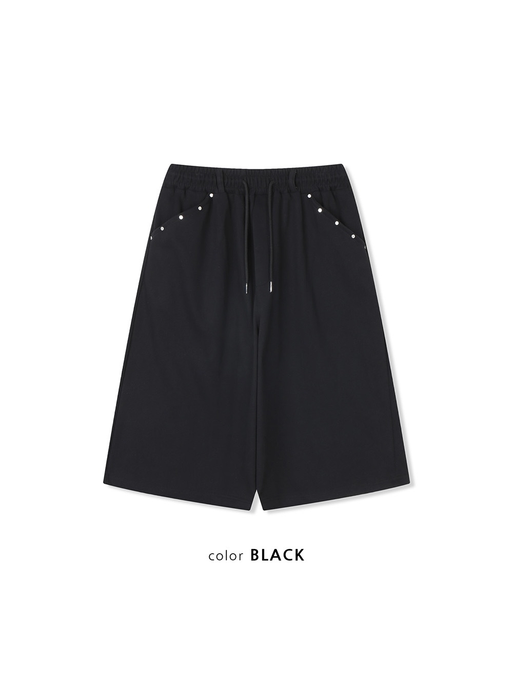 ⁠Studded Pocket Bermuda Pants
