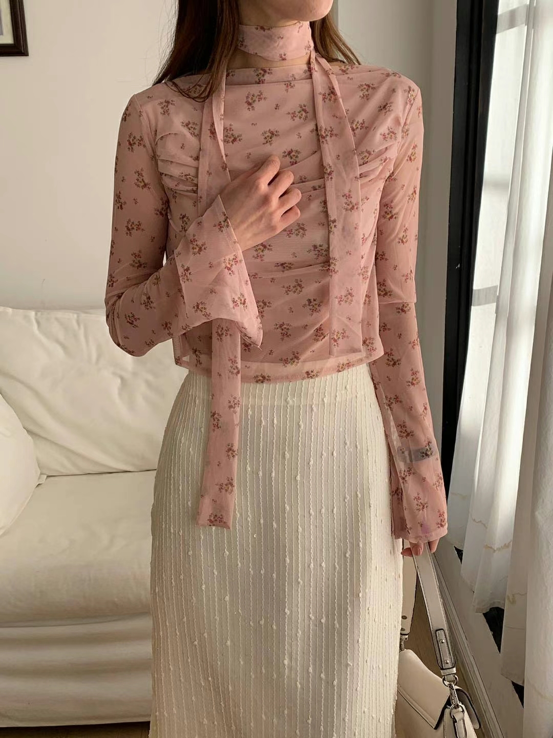 Vintage Floral Chiffon Long Sleeve Blouse with Adjustable Neck Tie ‖ 复古碎花雪纺立领长袖上衣（领口系带可自由打结或自然垂落）英文KR01621