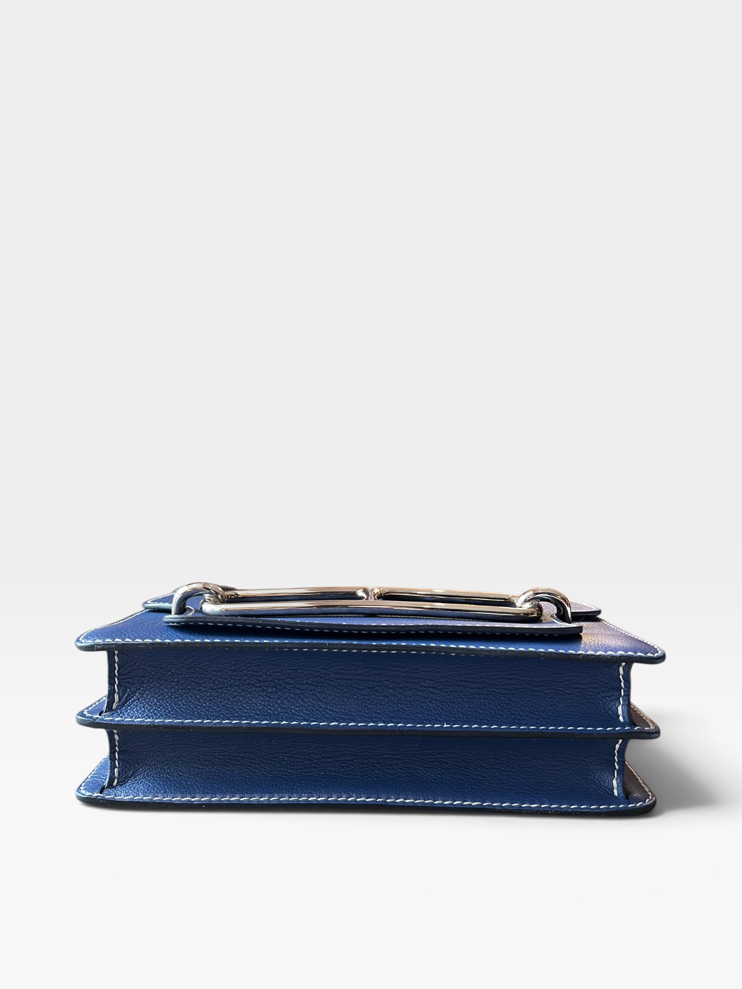 Pre-Owned HERMÉS Roulis 23 Stamp C / Product Code: 091812