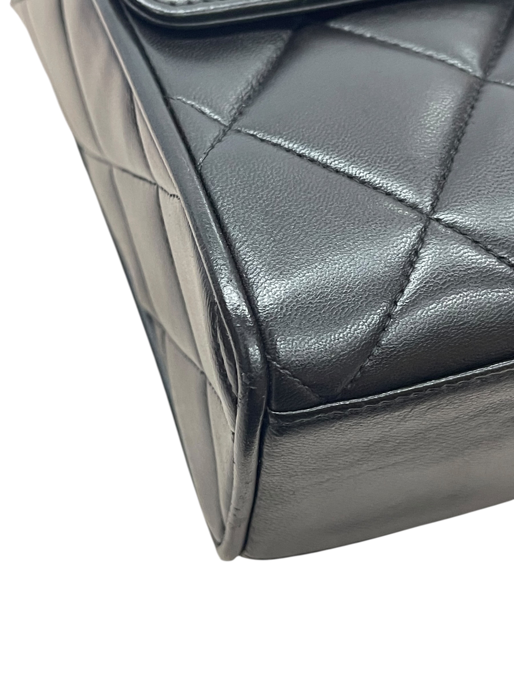 Pre-Owned CHANEL Black Covered CC Quilted Flap Bag Lambskin / Product Code:081310