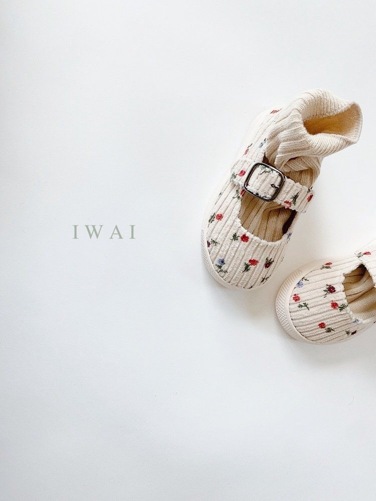 Neko | flower shoes (Ivory 130)