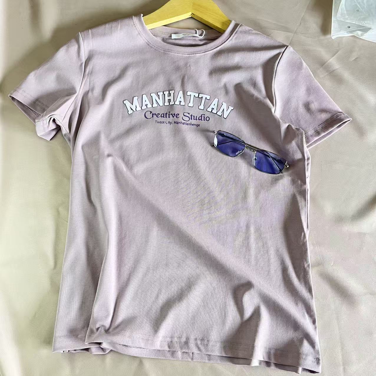 T2008#708 [Sister] Graphic T-shirt