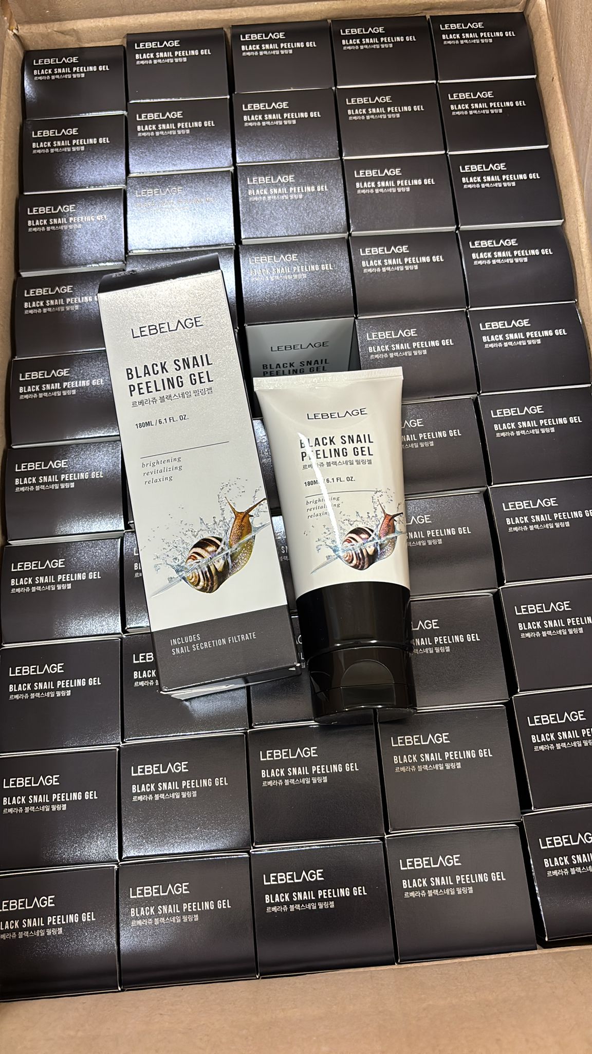 韓國🇰🇷(LEBELAGE去角質凝膠180ml) 黑蝸牛彈潤去角質凝膠