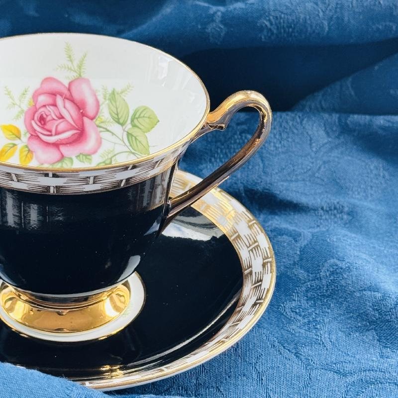C.a. 1950-60s Windsor Made in England Bone China Black Tea Set Duo with Rose Pattern and Wicker Trim (MT2038)