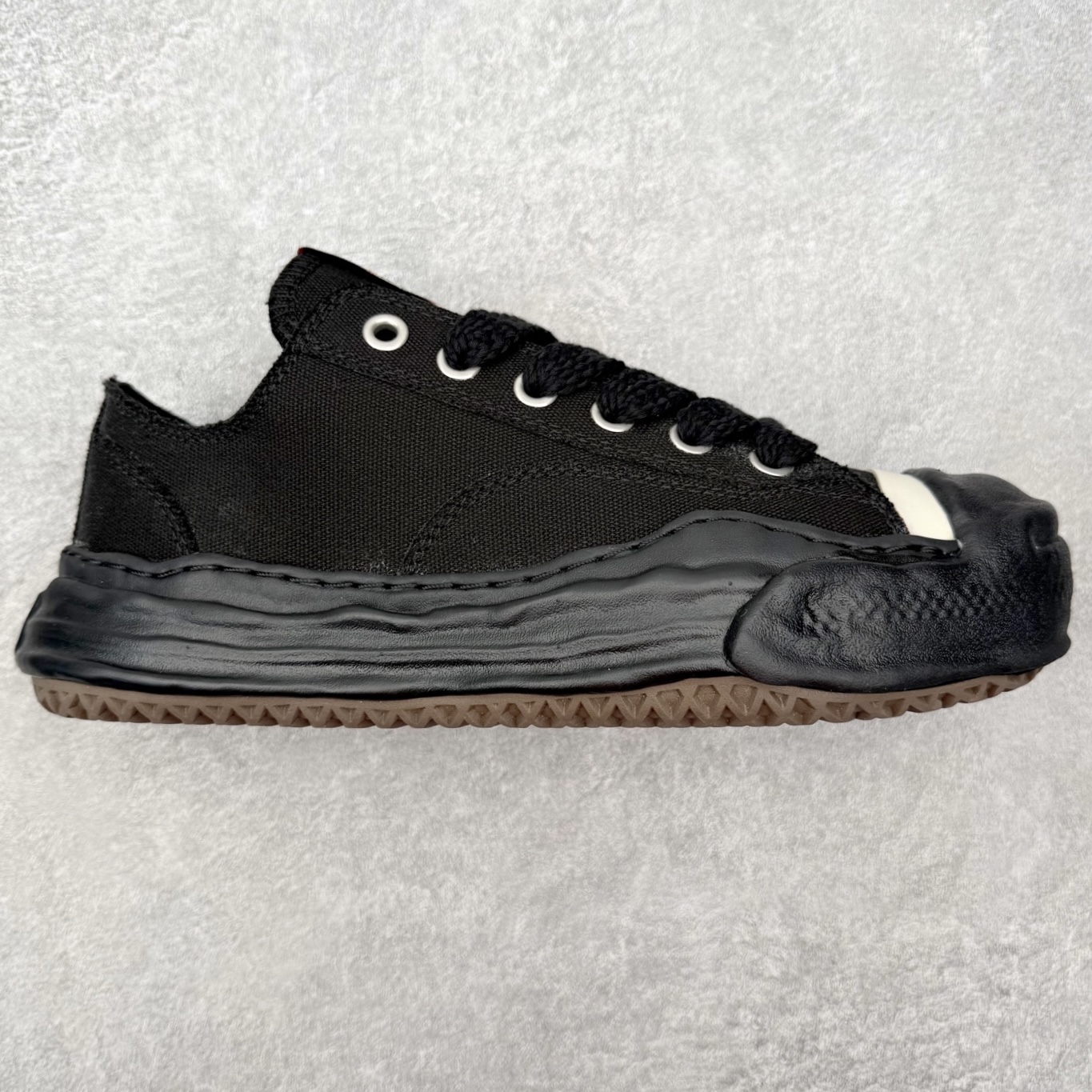 Maison Mihara Yasuhiro MMY "Hank" OG Sole Canvas Low-top Sneaker