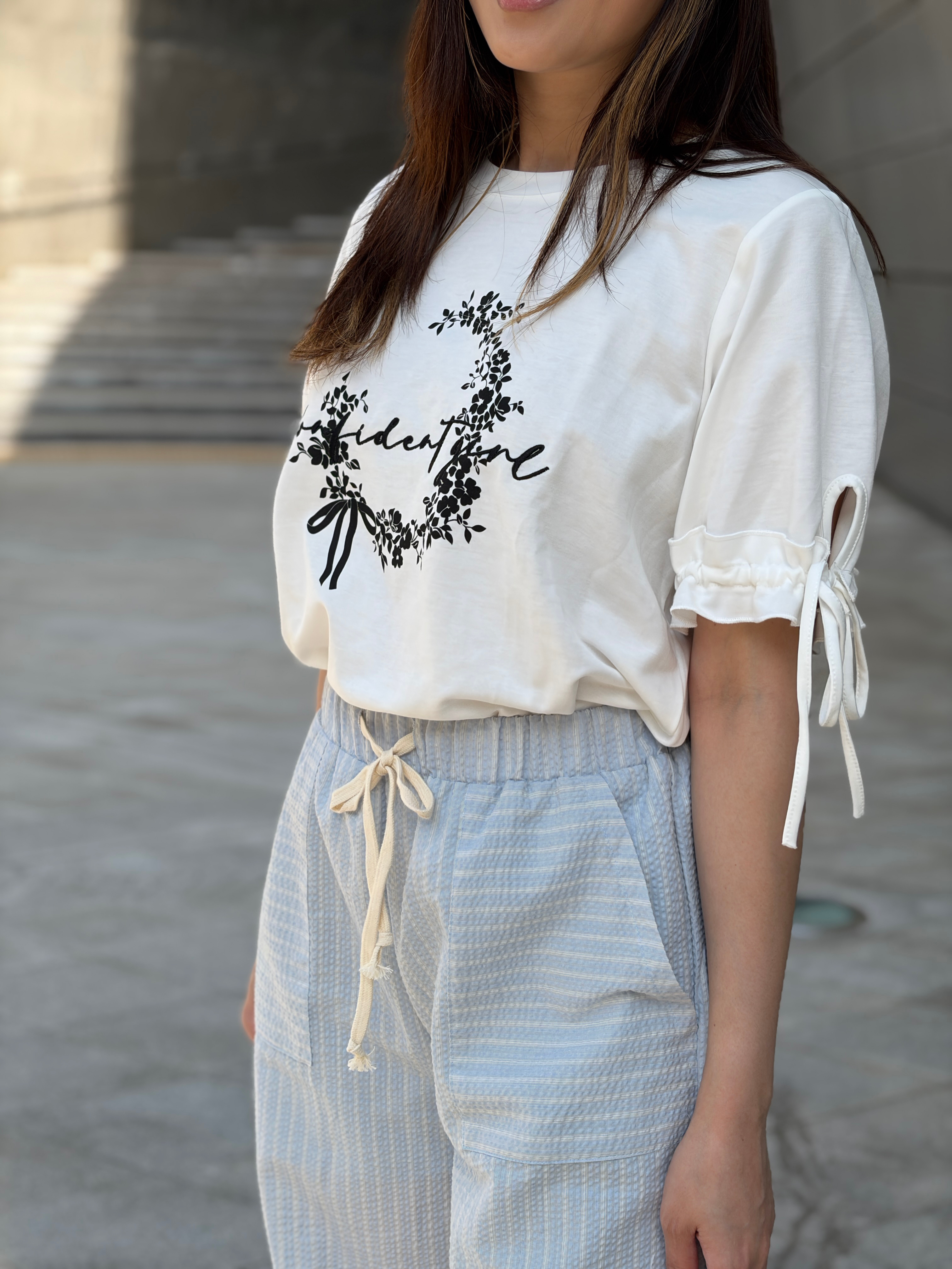 白色手袖束帶top