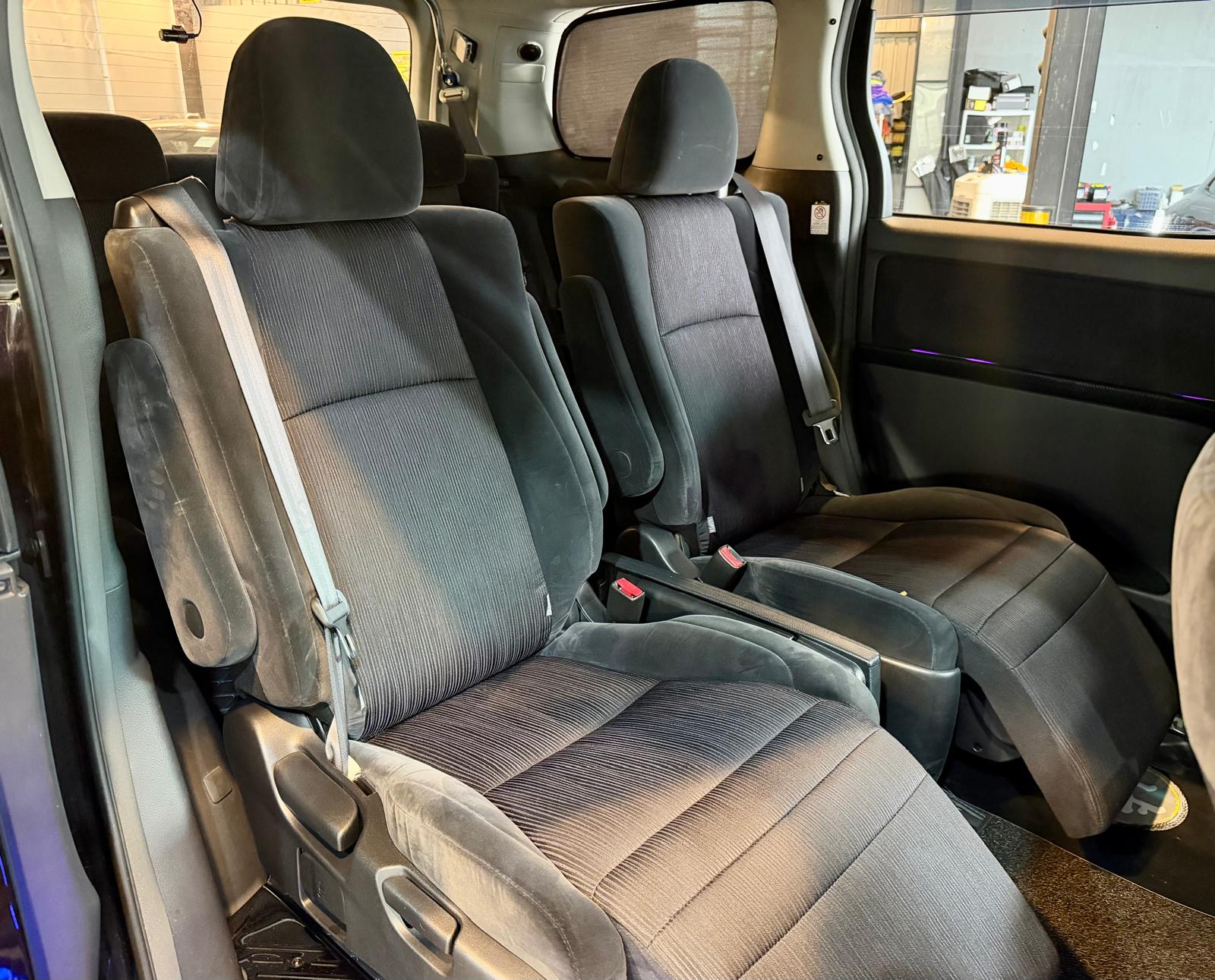 Toyota Vellfire 2.4 Modellista 2005
